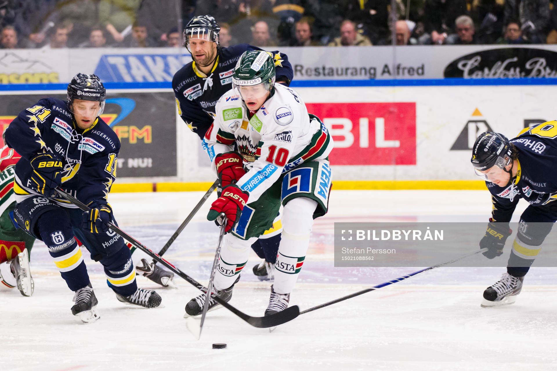 s Calle Ridderwall, Jere Karalahti och Andreas Jämtin (h)