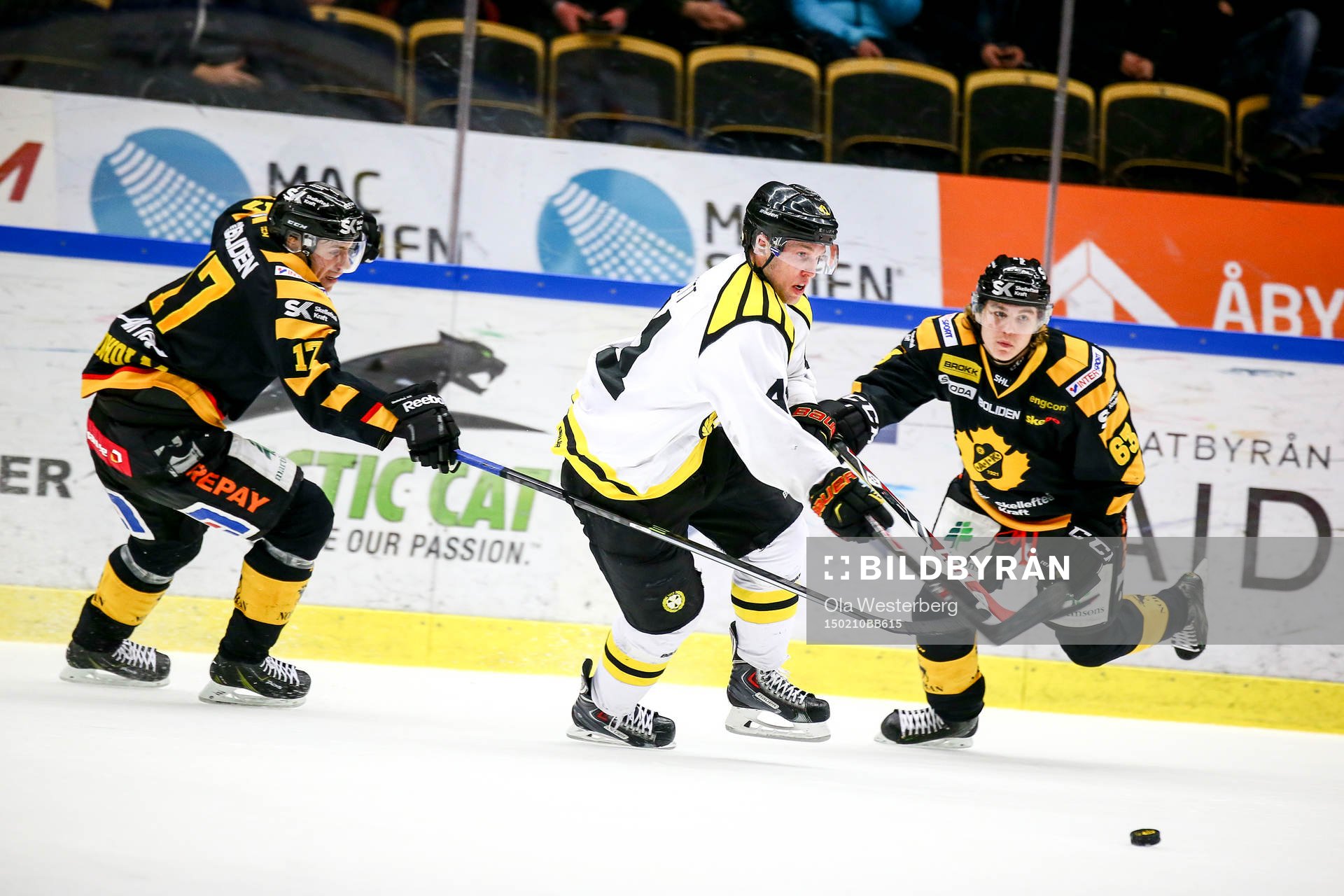 Skellefteås Pär Lindholm  och Sebastian Aho