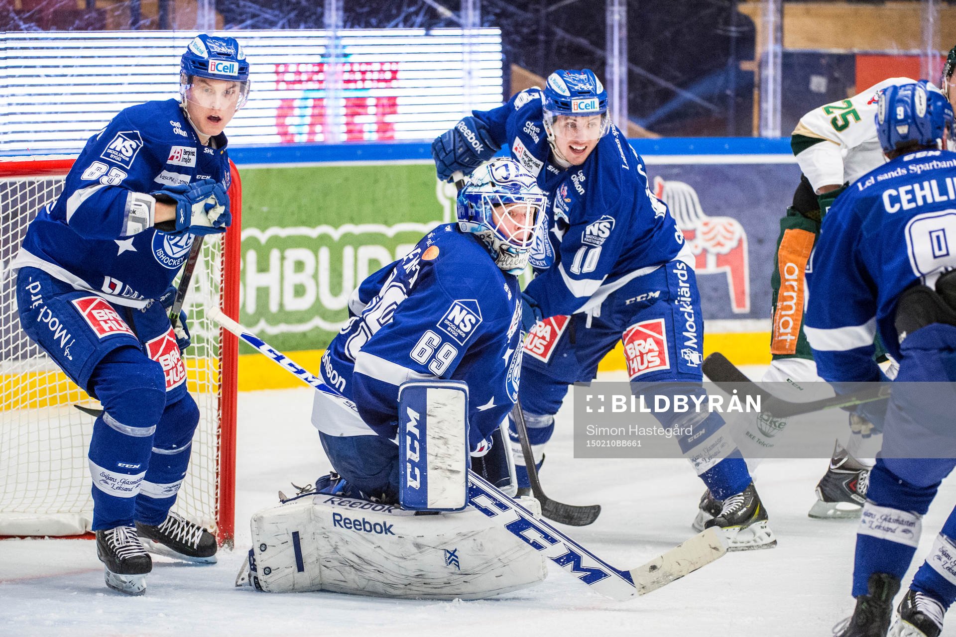 Leksands målvakt Oscar Alsenfelt med Fredrik Händemark