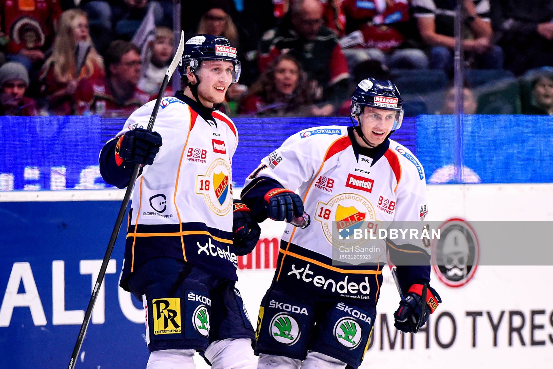 Djurgårdens Emil Lundberg och Markus Ljungh jublar
