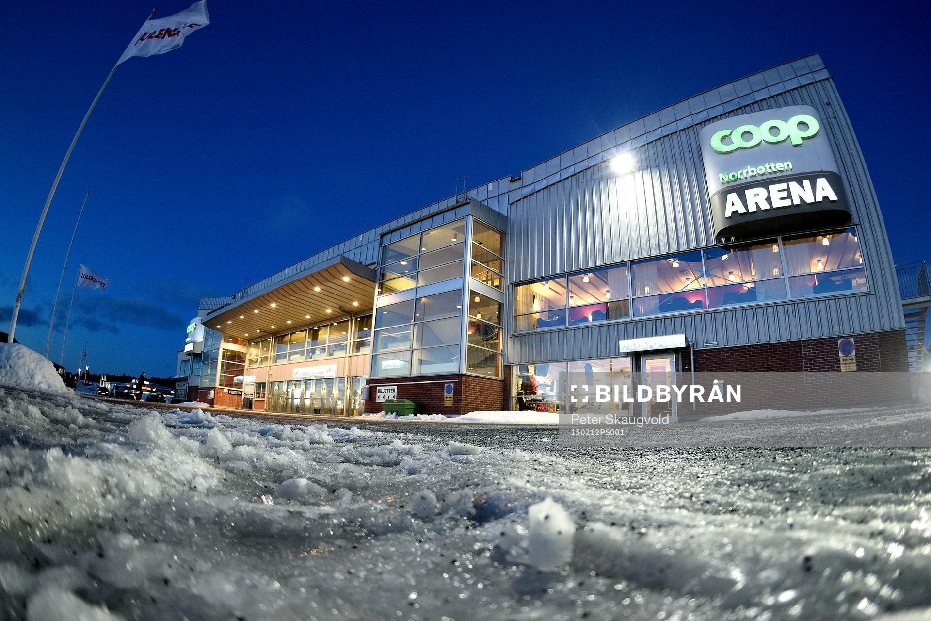 Coop Norrbotten Arena innan ishockeymatchen i SHL mellan
