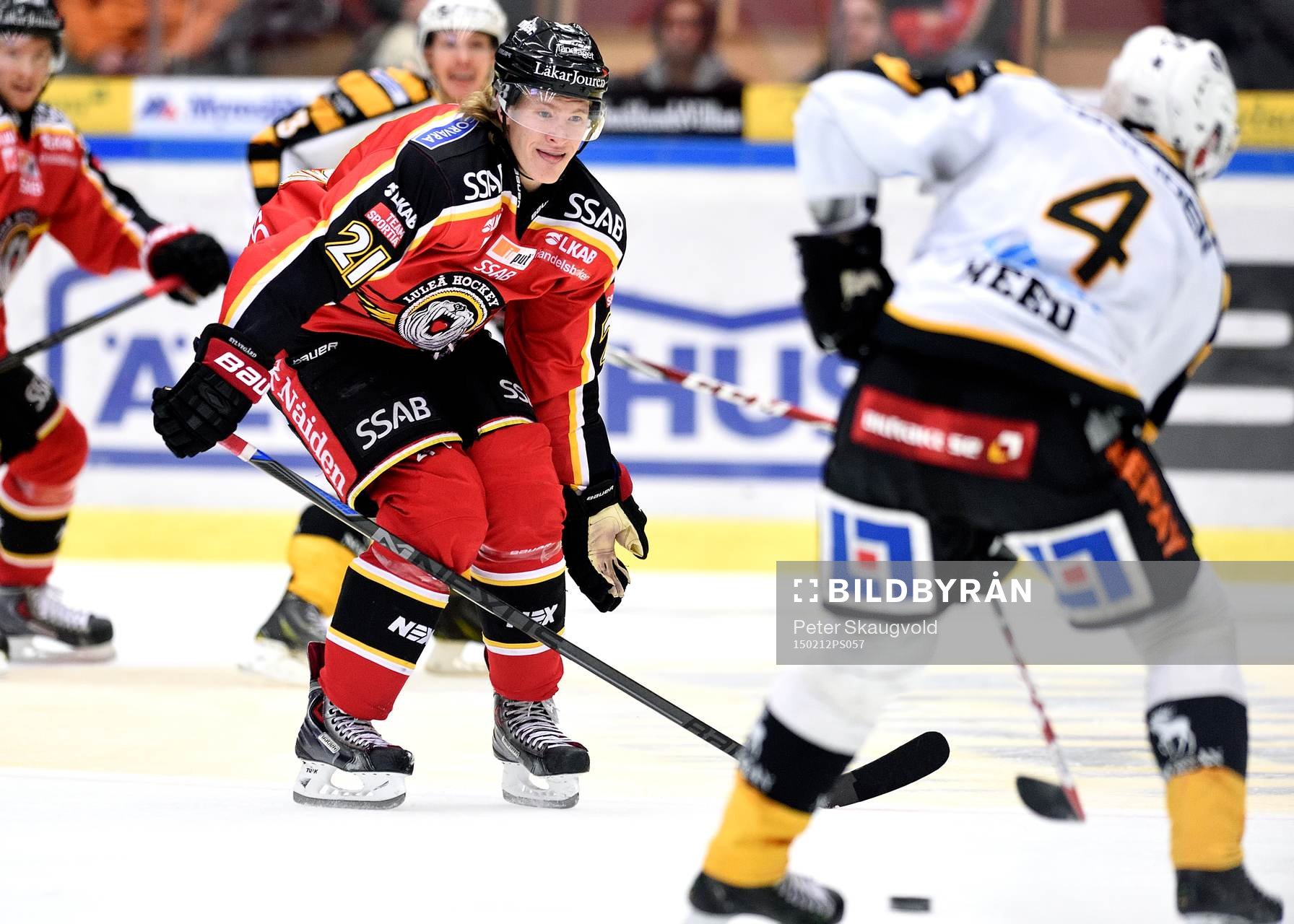 Luleås Emil Sylvegård täcker skott