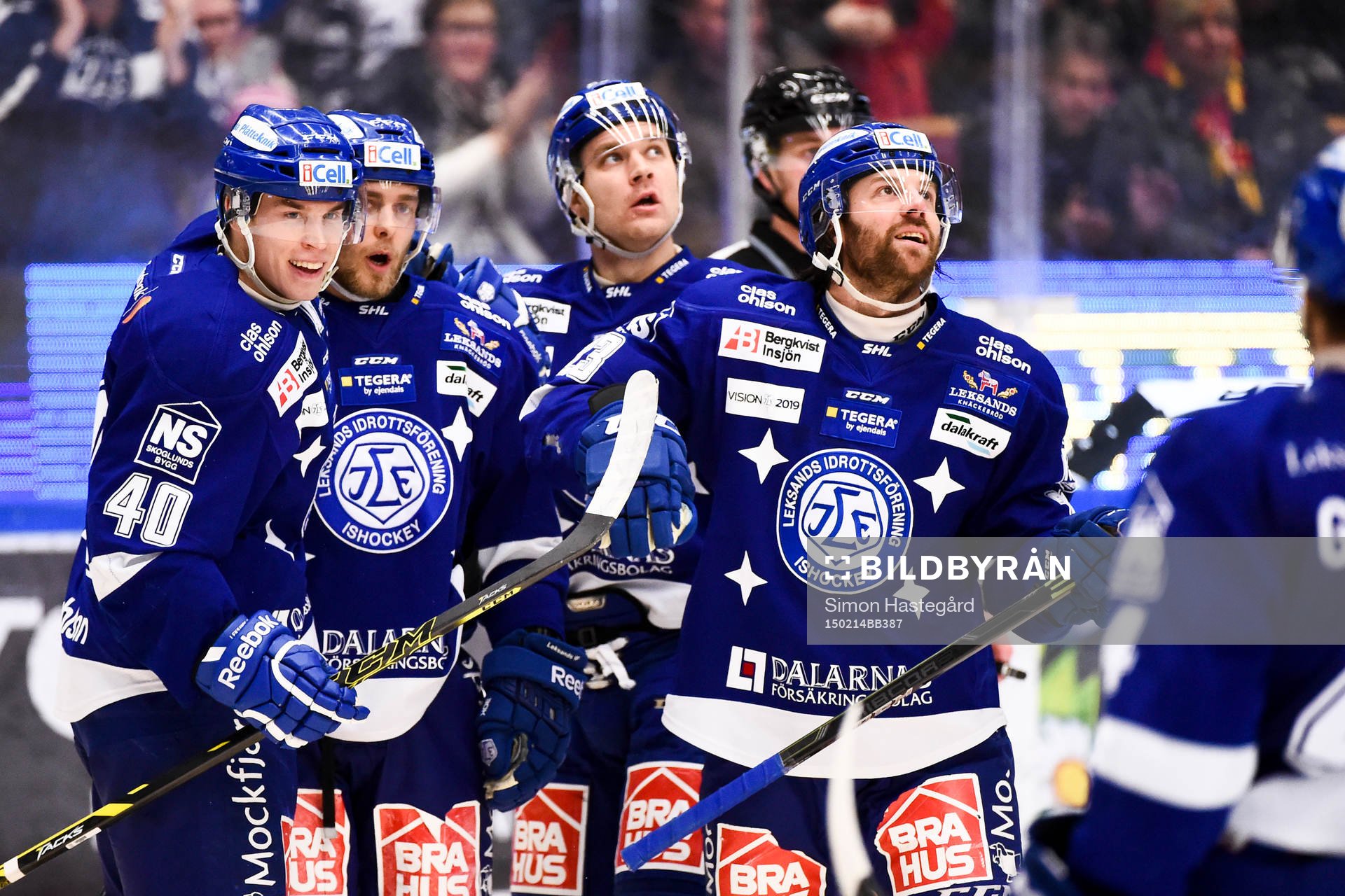 Leksands spelare jublar