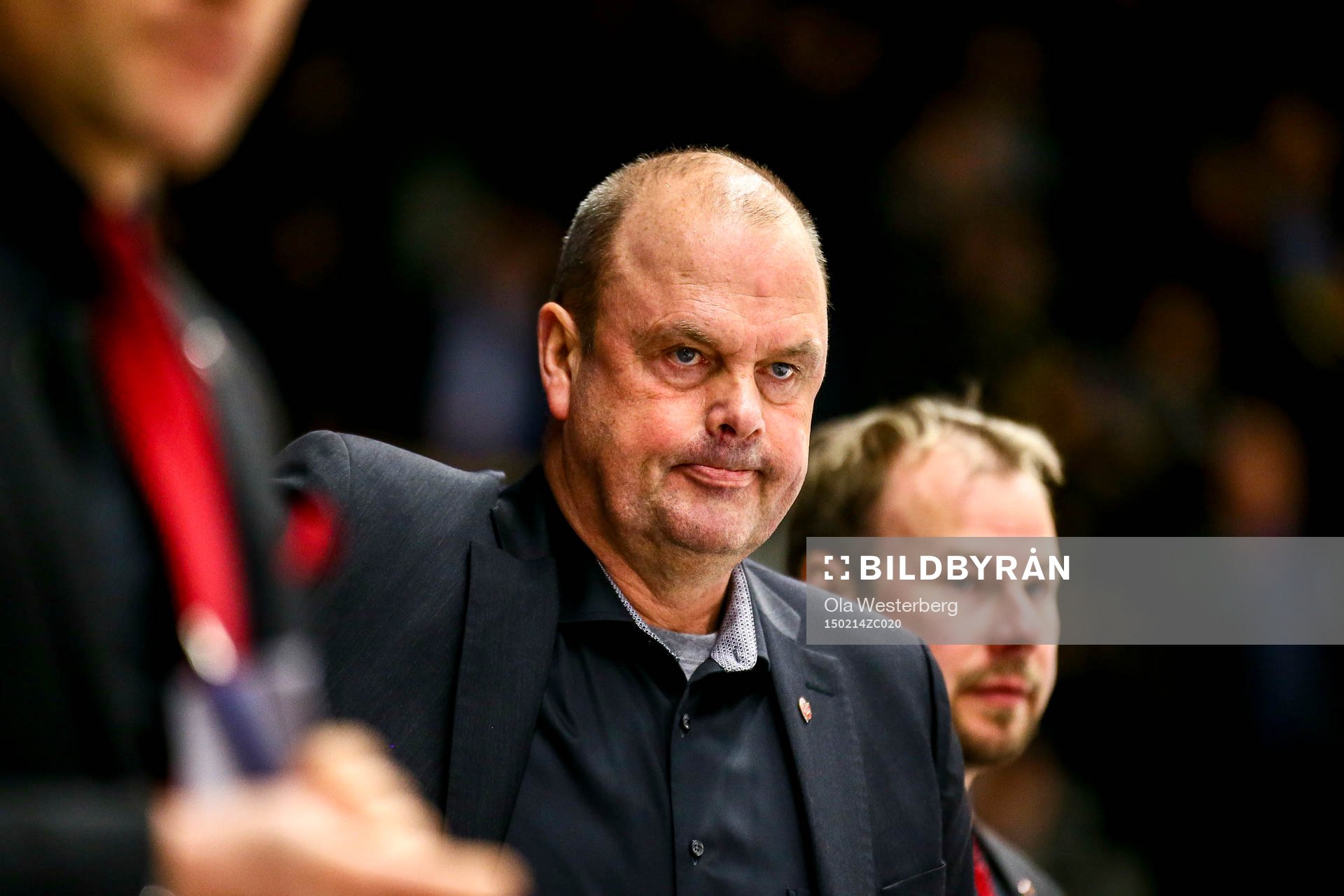 MoDos tränare Per-Erik Johnsson deppar
