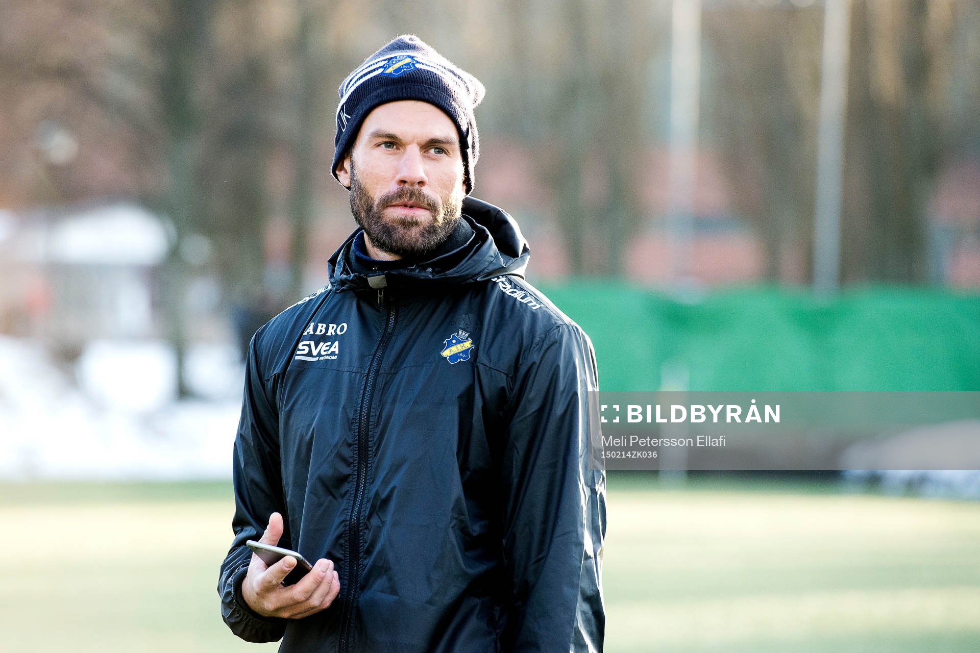 AIK:s assisterande tränare Ulf Kristiansson under träningsmatchen i fotboll mellan AIK och Gefle den 14 februari 2015 i Stockholm.