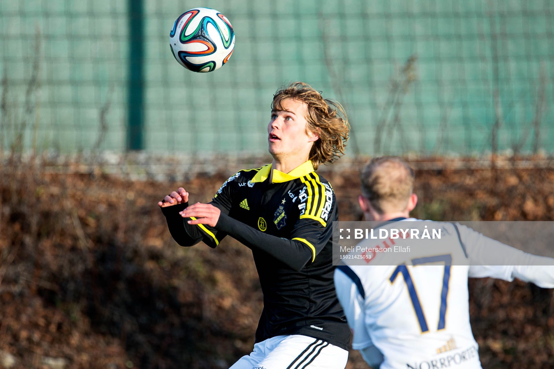 s Sam Lundholm