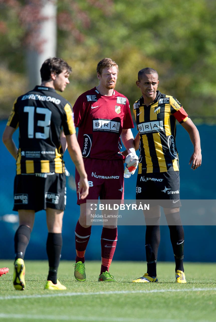 Häckens målvakt Christoffer Källqvist och Walid Atta