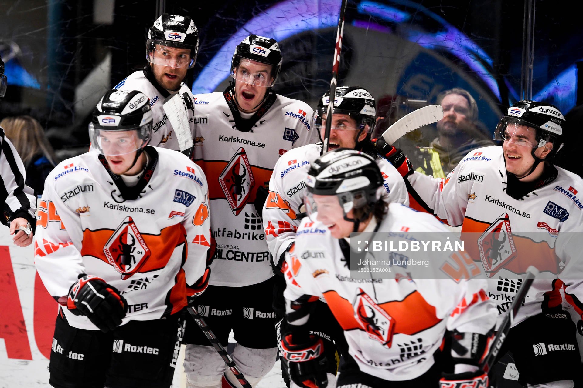 Karlskronas spelare jublar