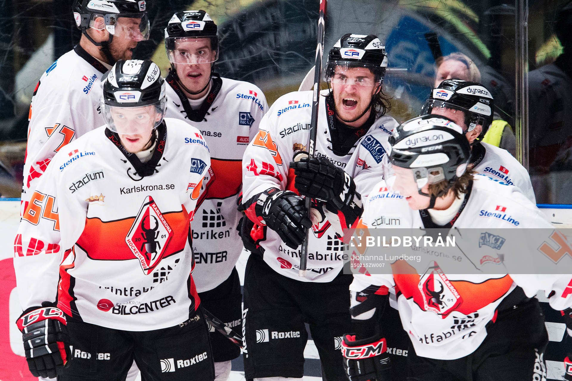 Karlskronas spelare jublar