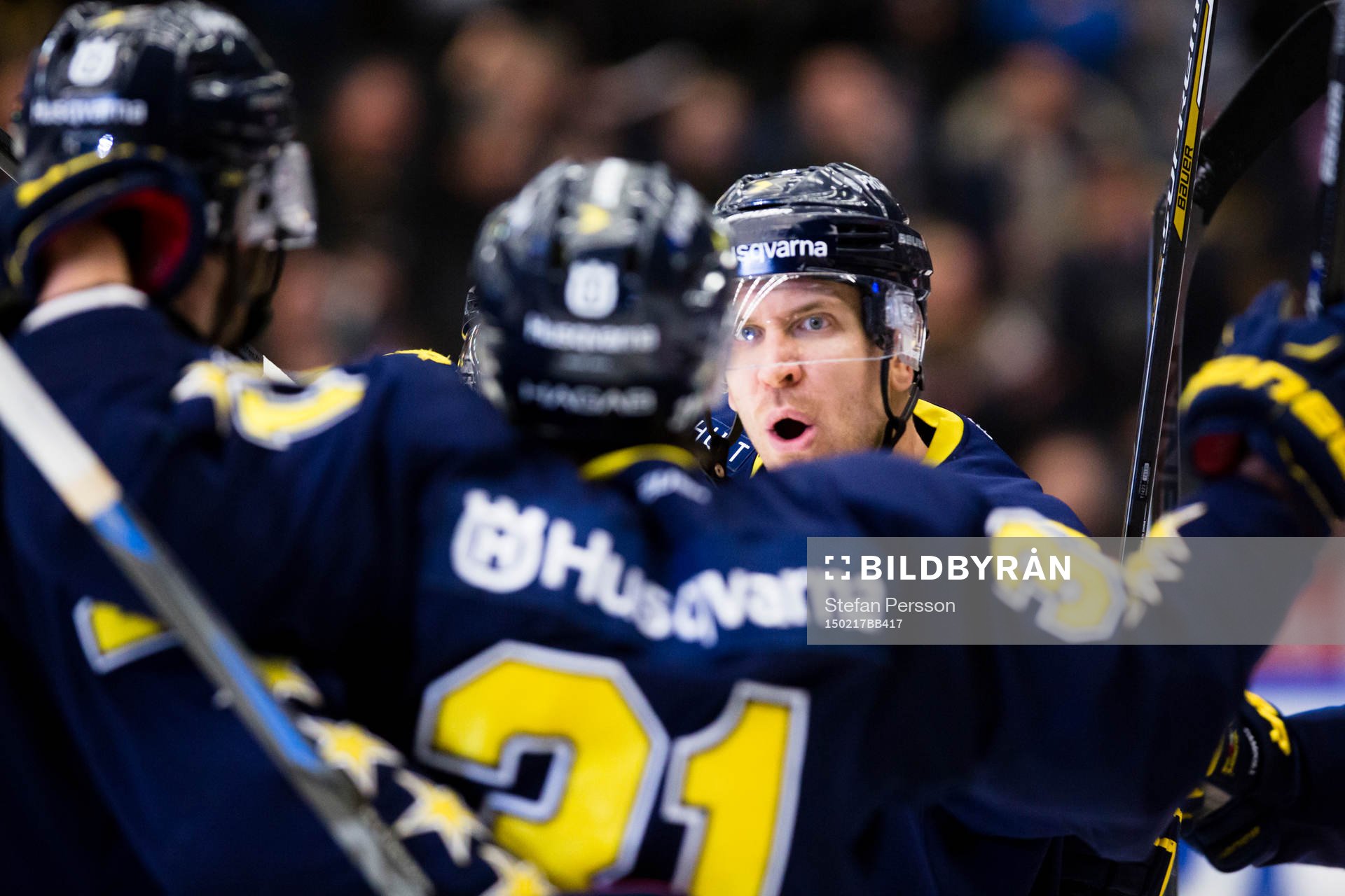 s Mattias Tedenby och Teemu Laine jublar
