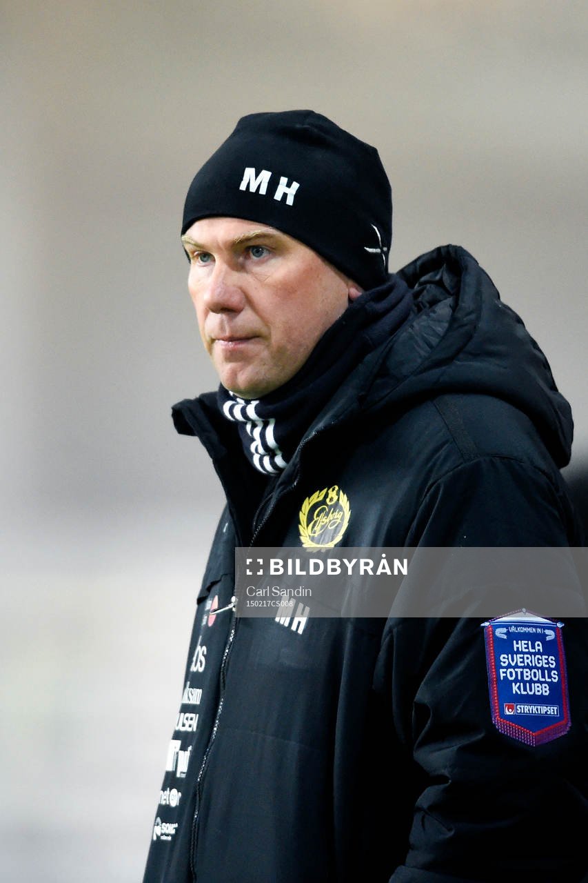 Elfsborgs manager Magnus Haglund under en träningsmatch i fotboll mellan Elfsborg och Gais den 17 februari 2015 i Borås.