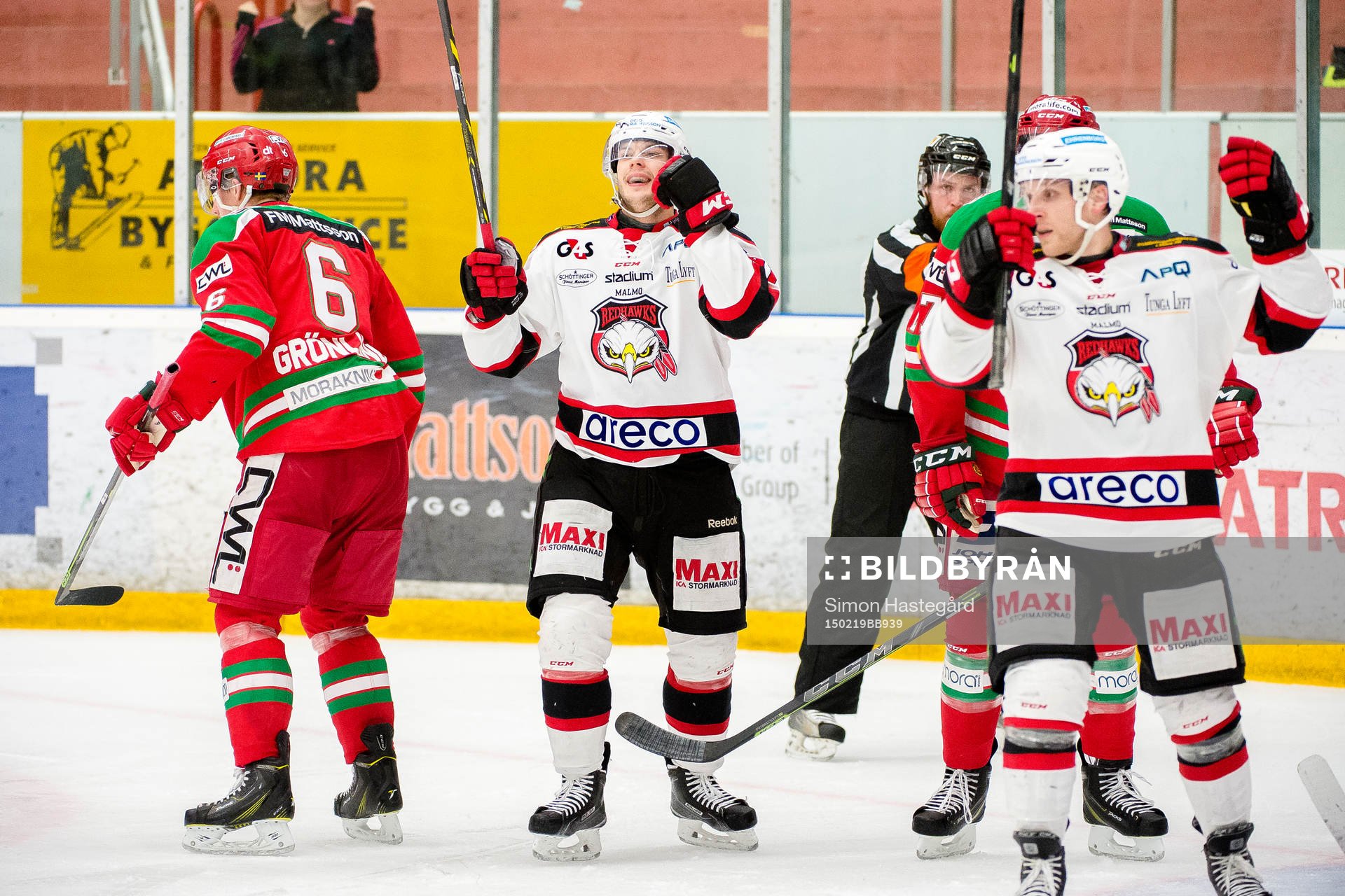 Malmö Redhawks Björn Svensson jublar