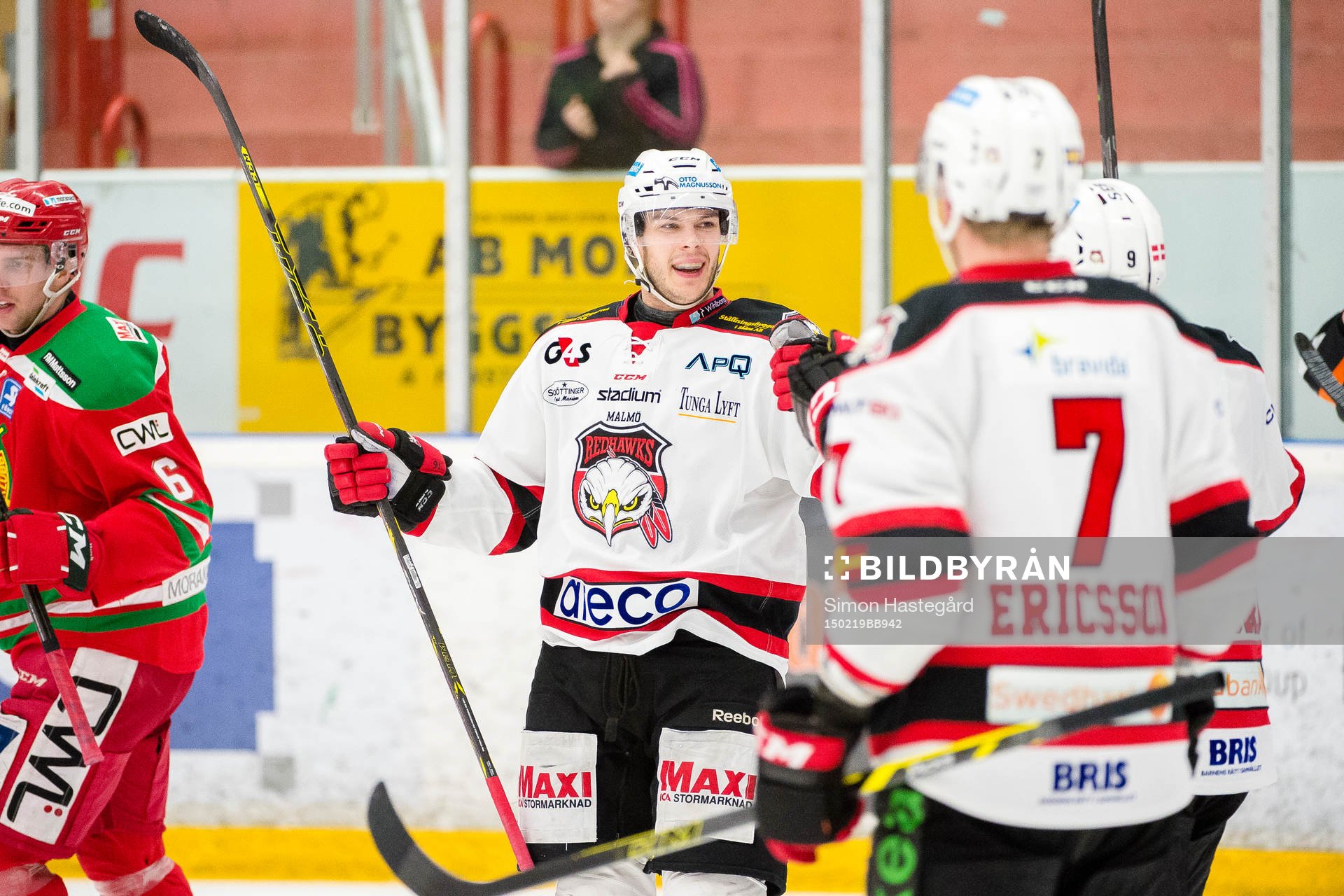 Malmö Redhawks Björn Svensson jublar