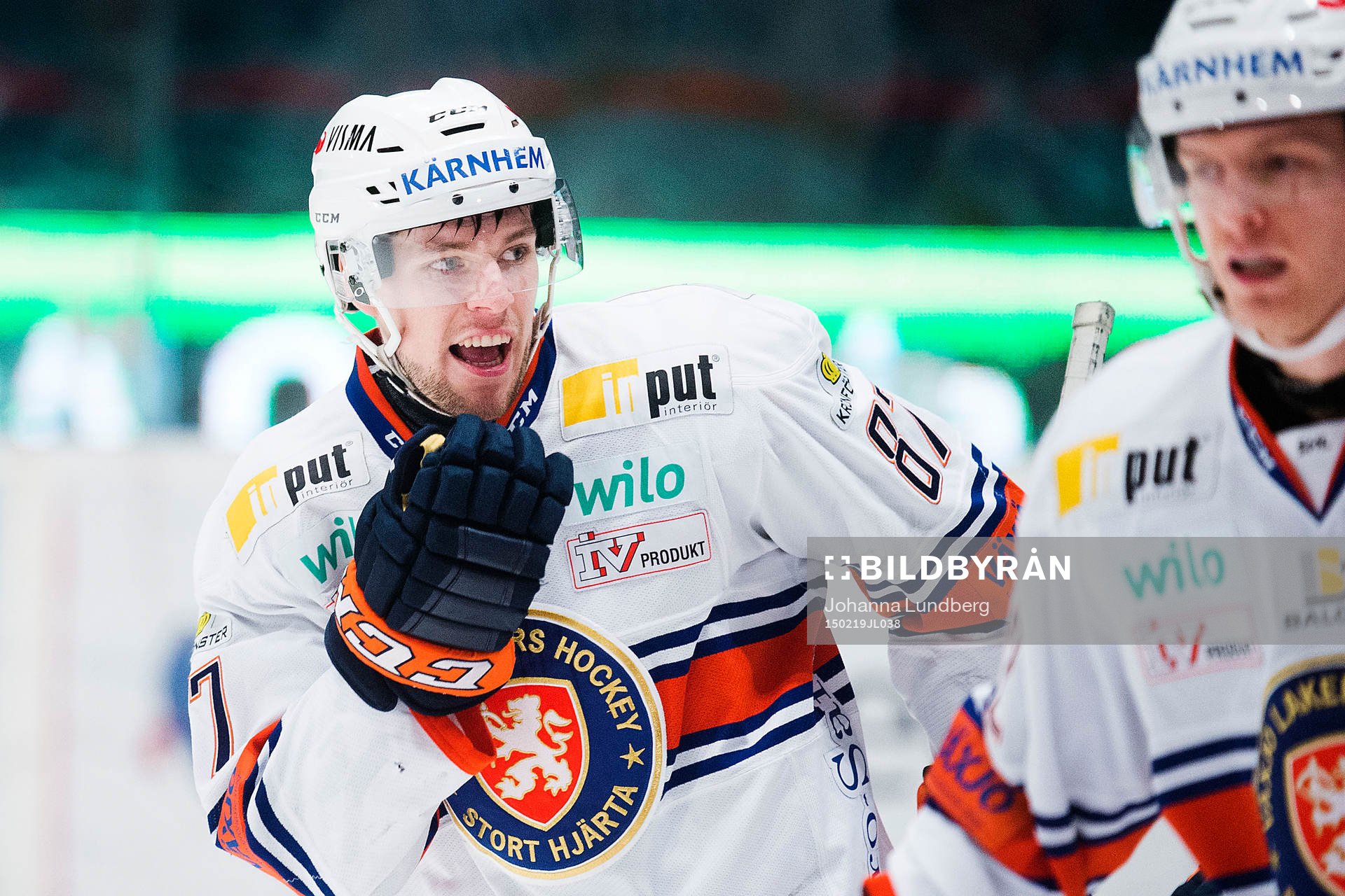 Växjös Robert Rosén jublar