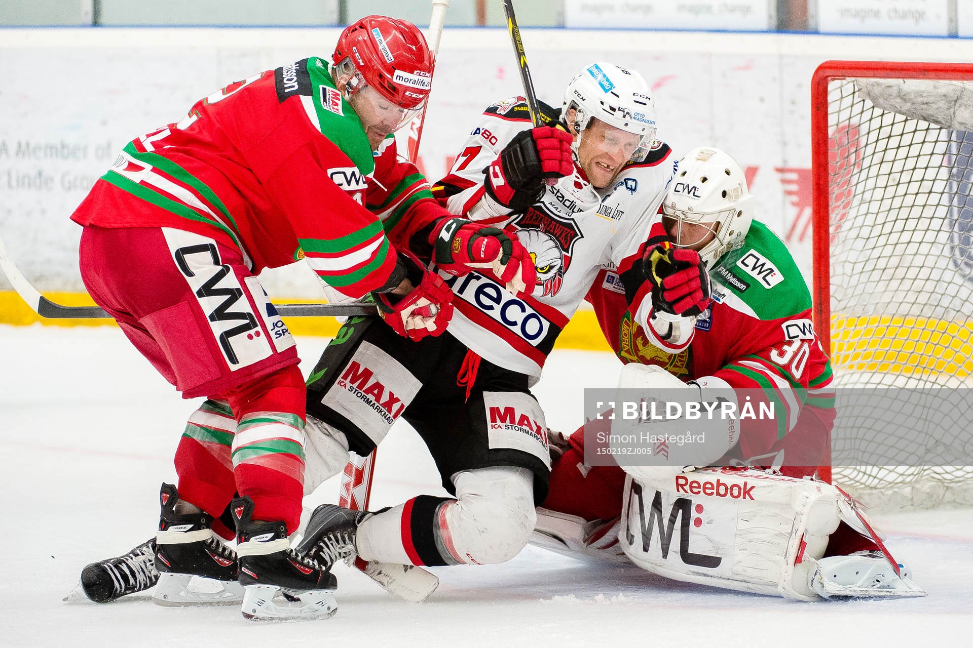 Malmö Redhawks Mathias Tjärnqvist hamnar emellan Moras