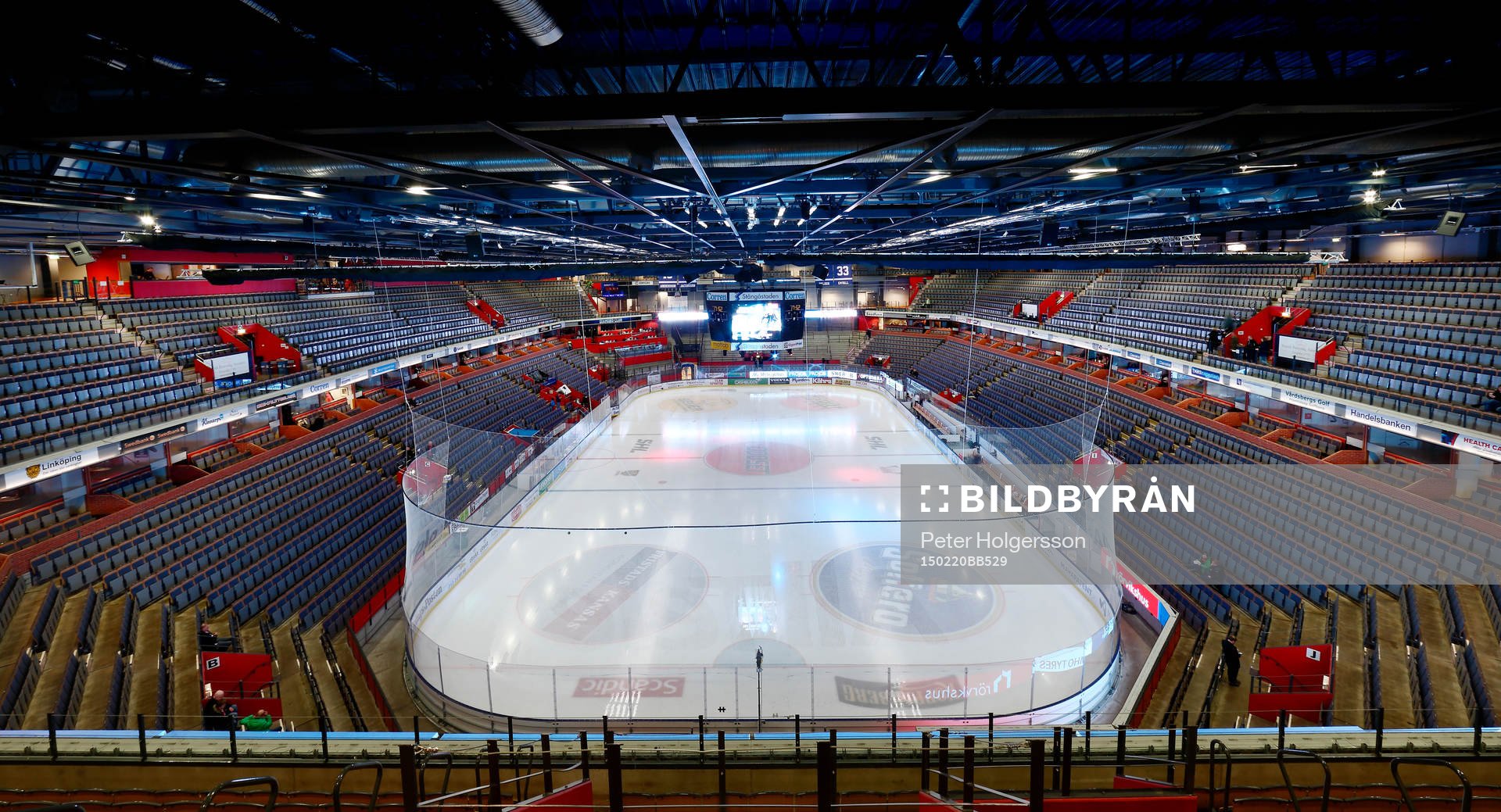 Linköpings SAAB Arena före ishockeymatchen i SHL mellan