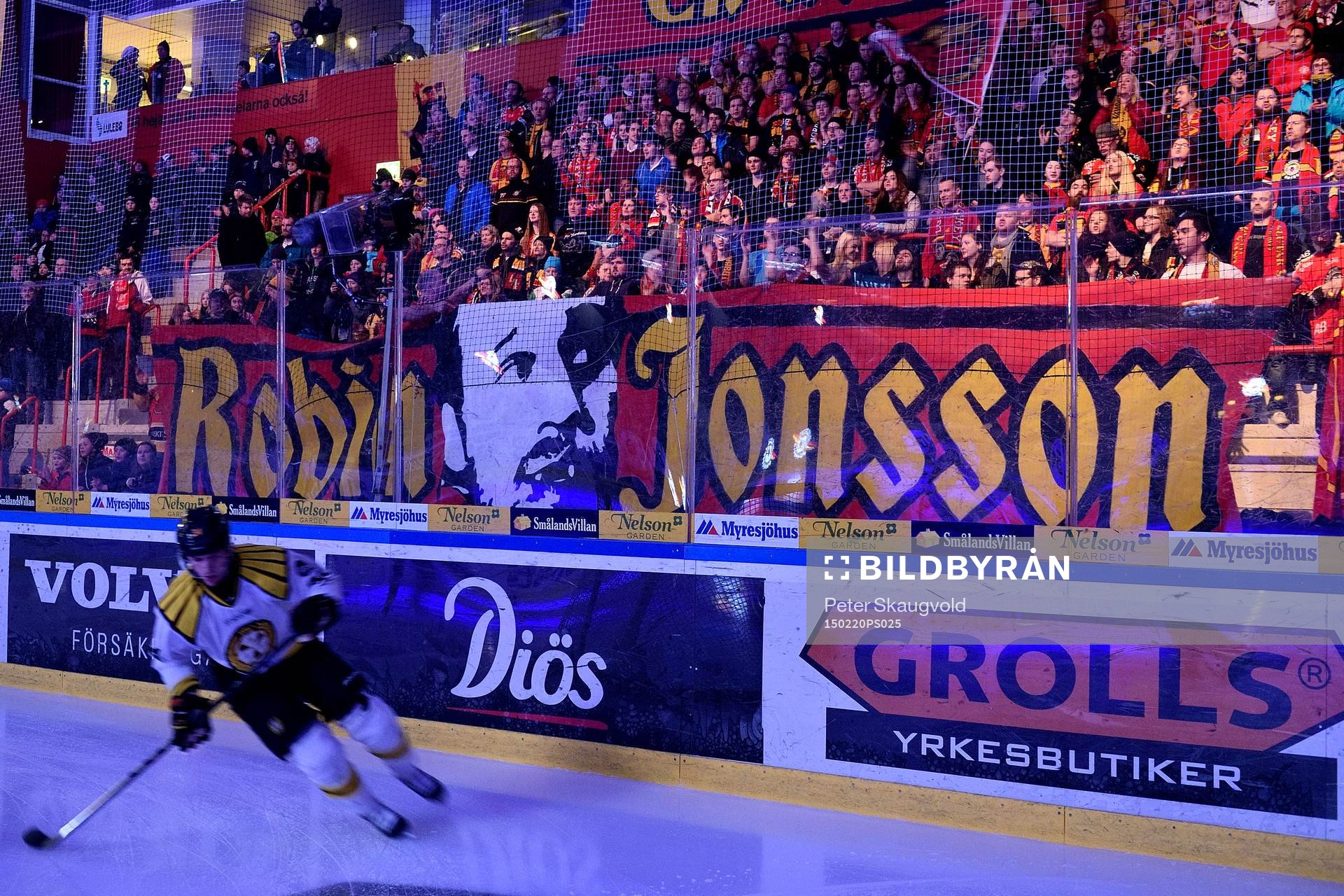 Luleås hejaklack hyllade Robin Jonsson innan