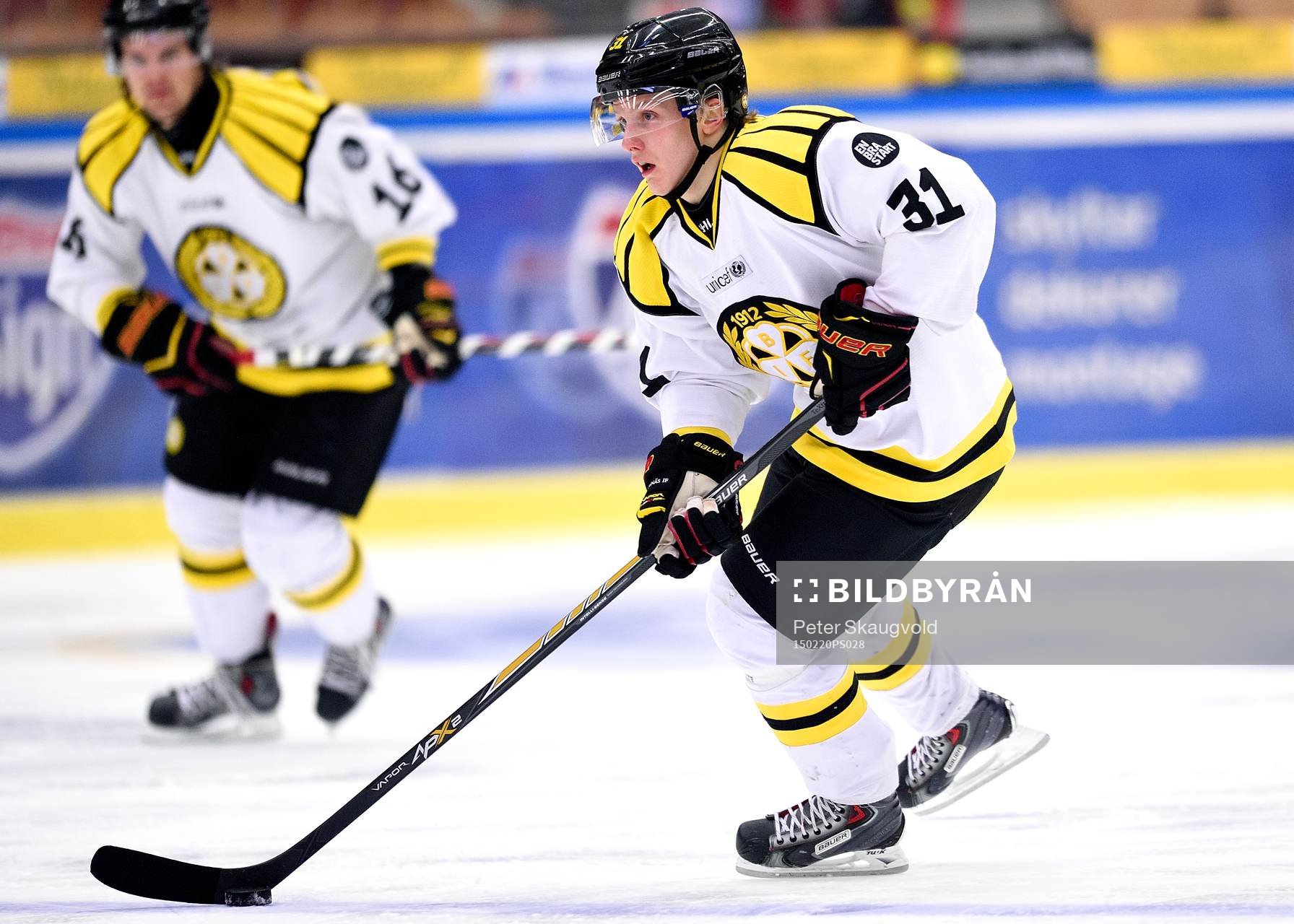 Brynäs Daniel Mannberg med pucken