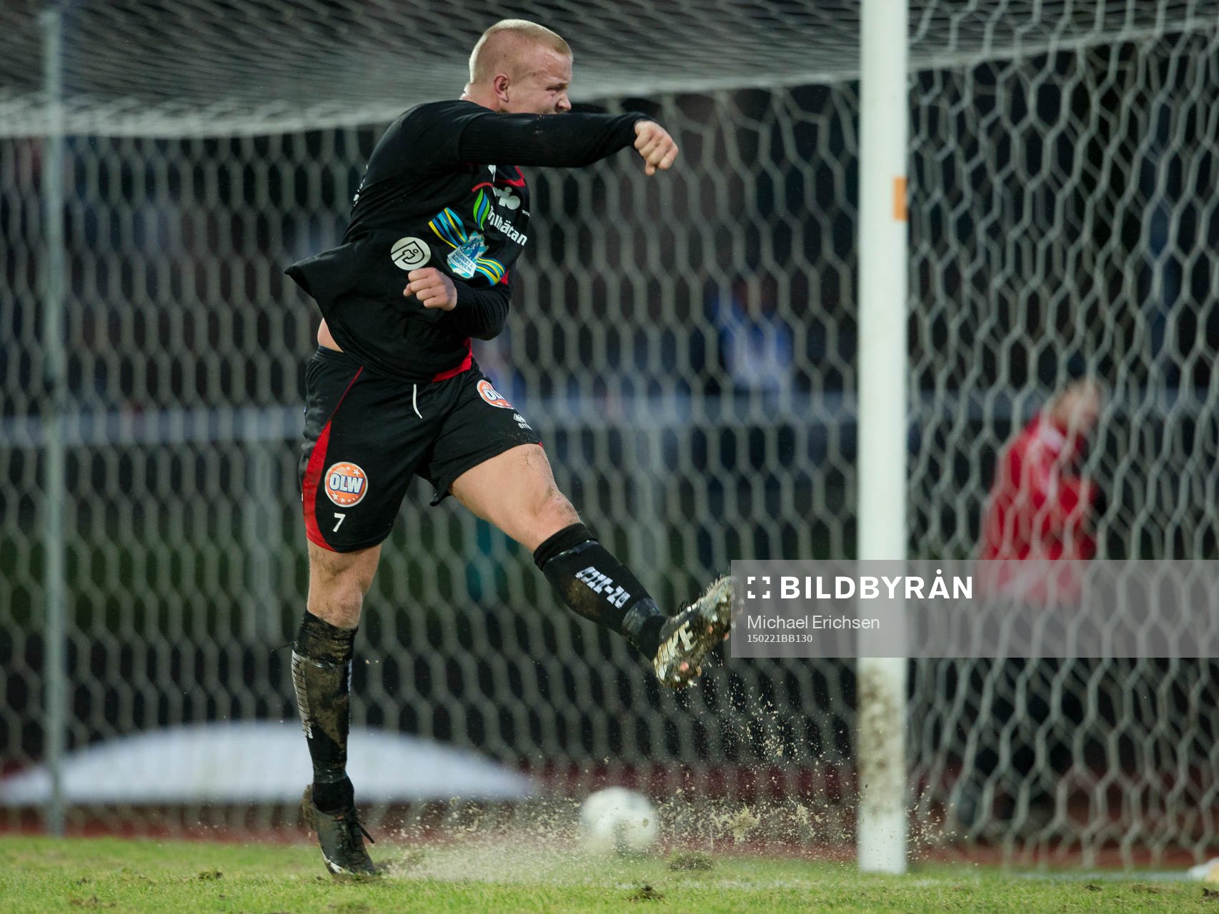 Trollhättans Jonathan Gustafsson reagerar efter ett bortdömt mål under fotbollsmatchen i Svenska Cupen mellan FC Trollhättan och IFK Göteborg den 21 februari 2015 i Trollhättan.