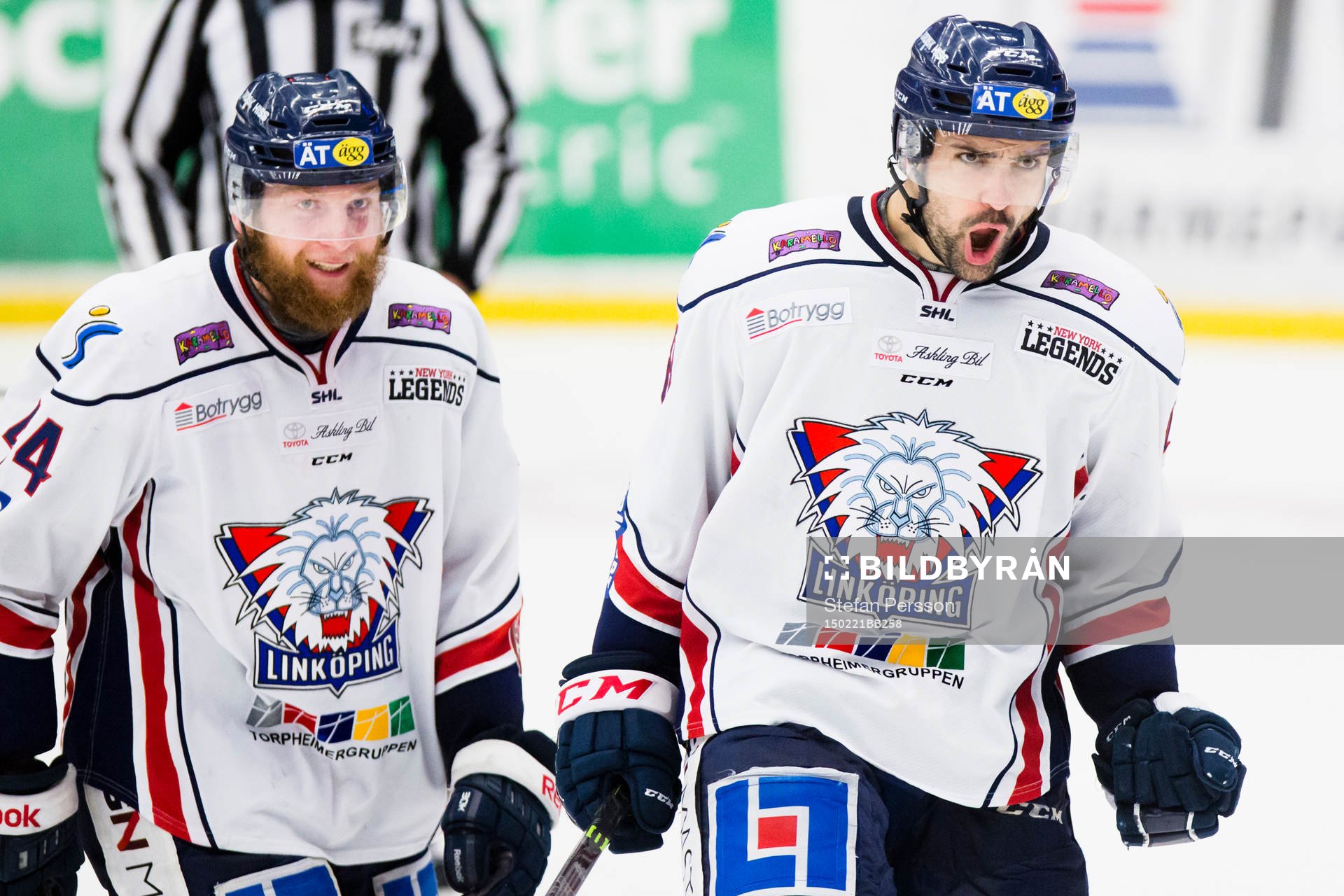 Linköpings Jonas Junland och Daniel Rahimi jublar