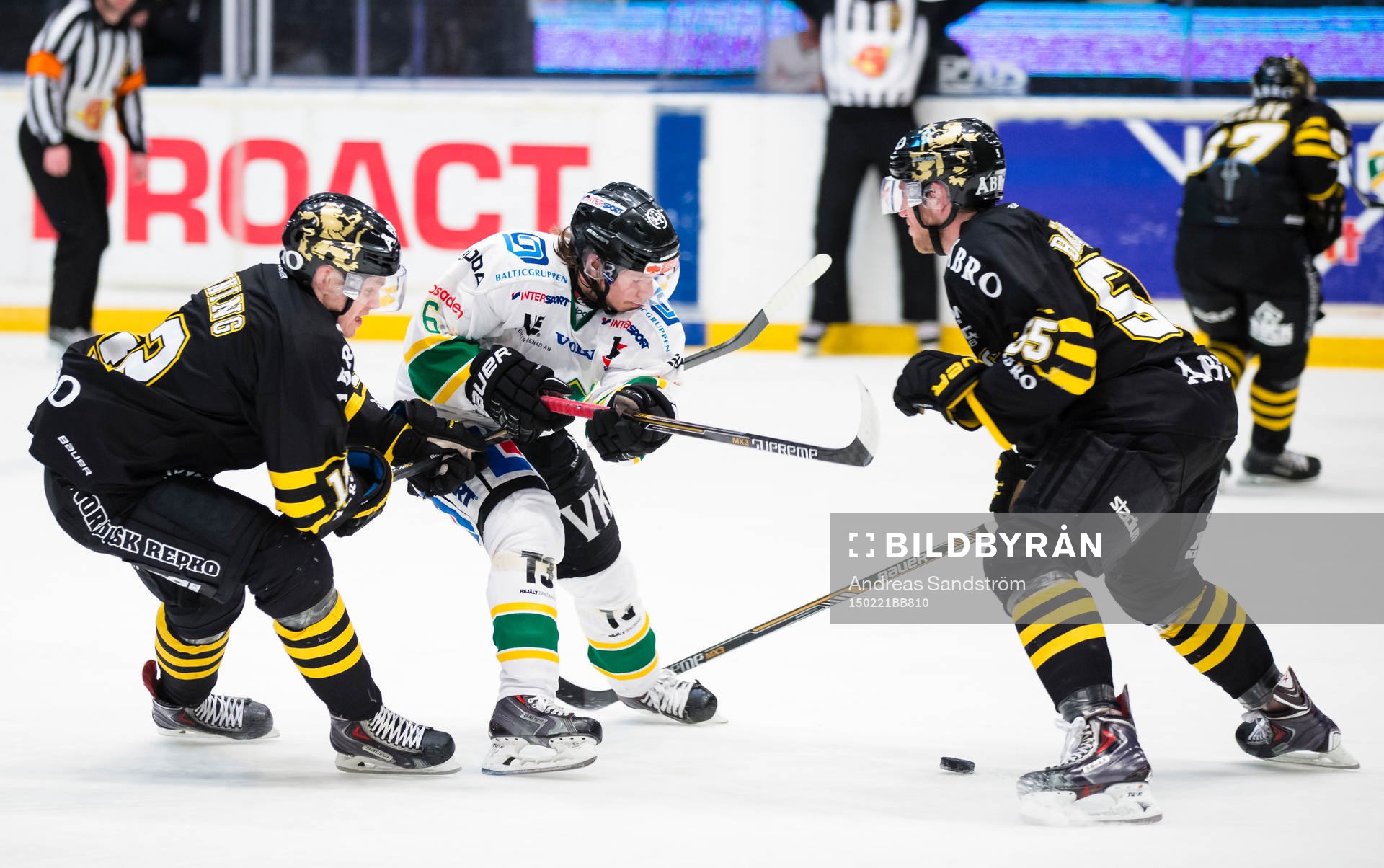 s Fredrik Hynning (v) och Nils Bäckström (h) får stopp