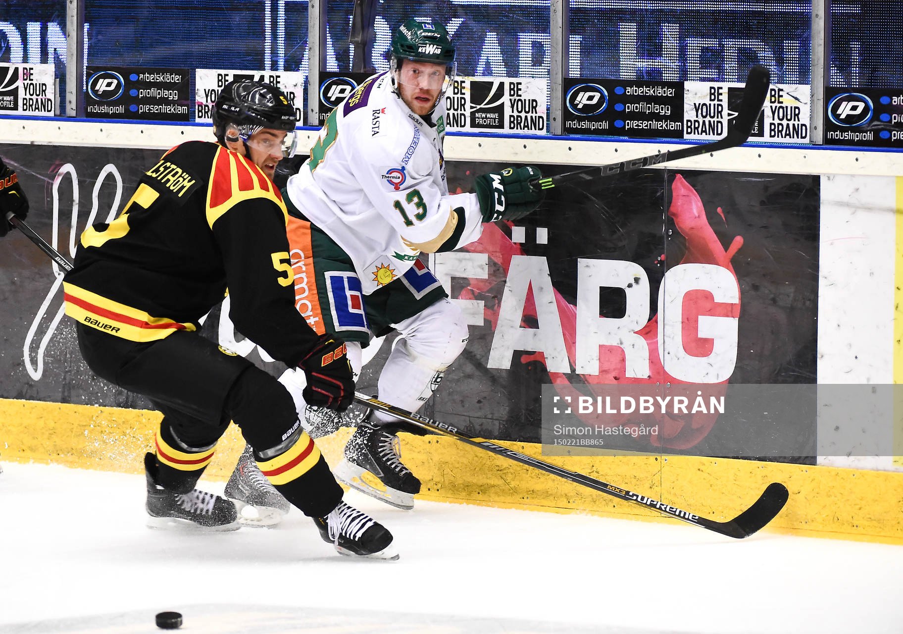 Brynäs Lukas Kilström och Färjestads Linus Persson