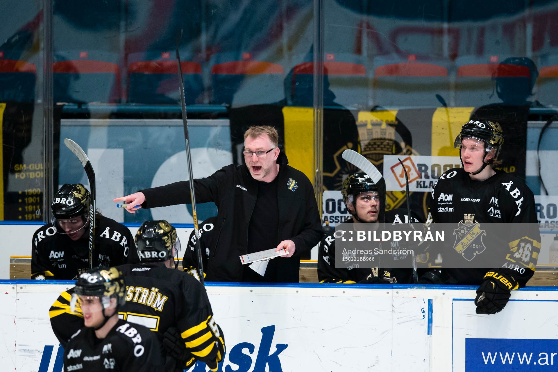 s tränare Peter Nordström ger direktiv