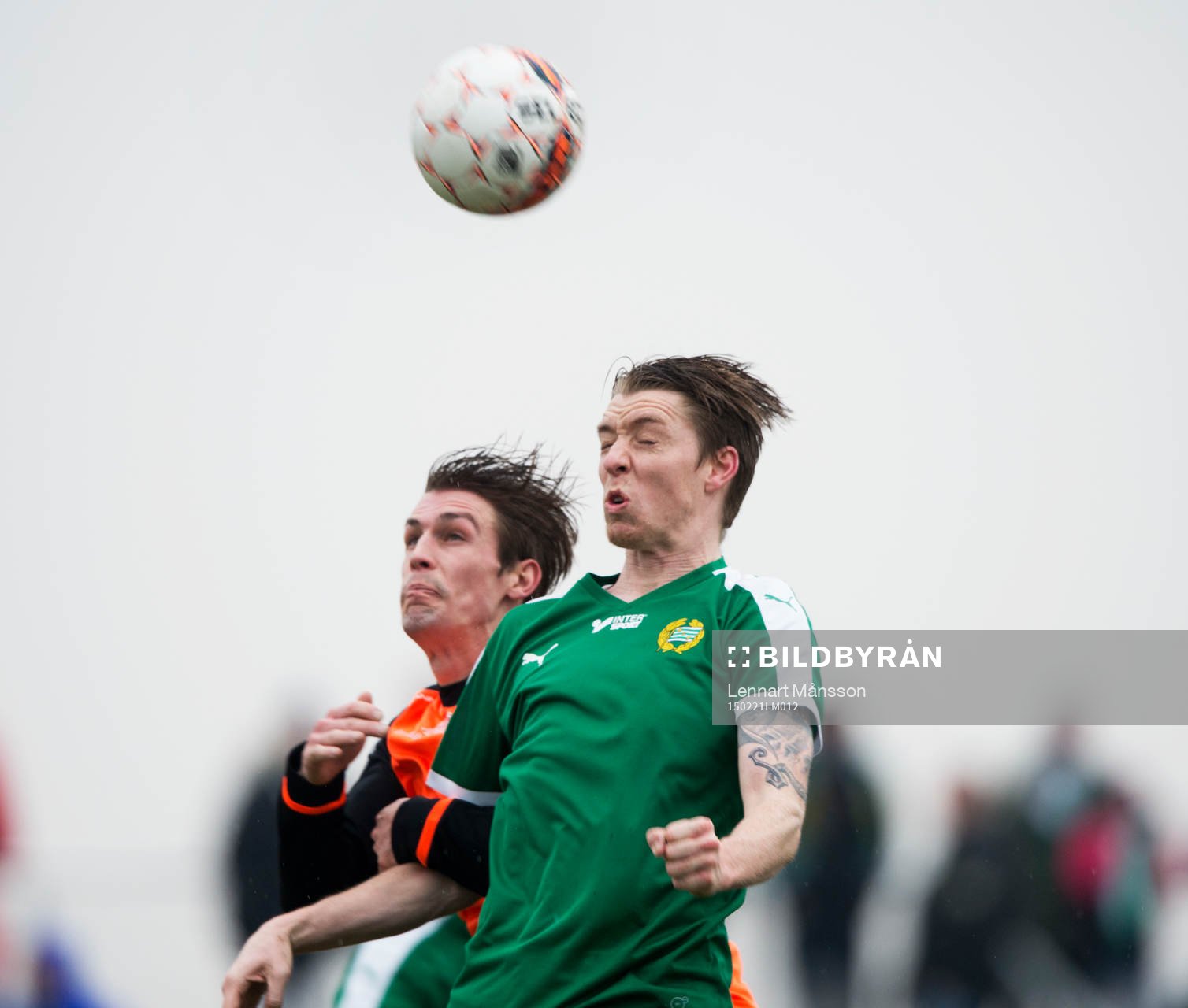 Hammarbys Birkir Mar Saevarsson vinner nickduell i matchen
