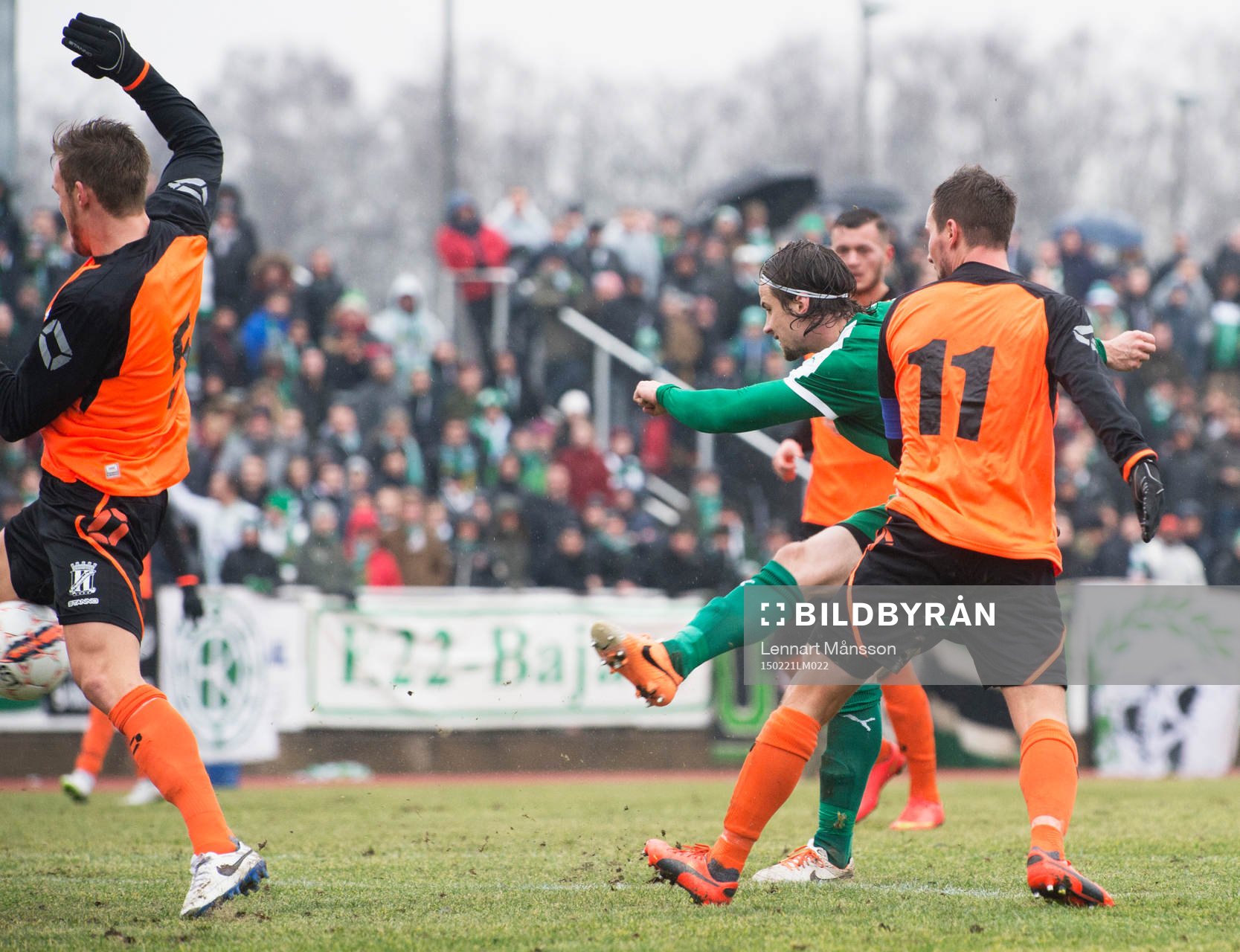 Hammarbys Linus Hallenius gör segermålet 0-1 och jublar i