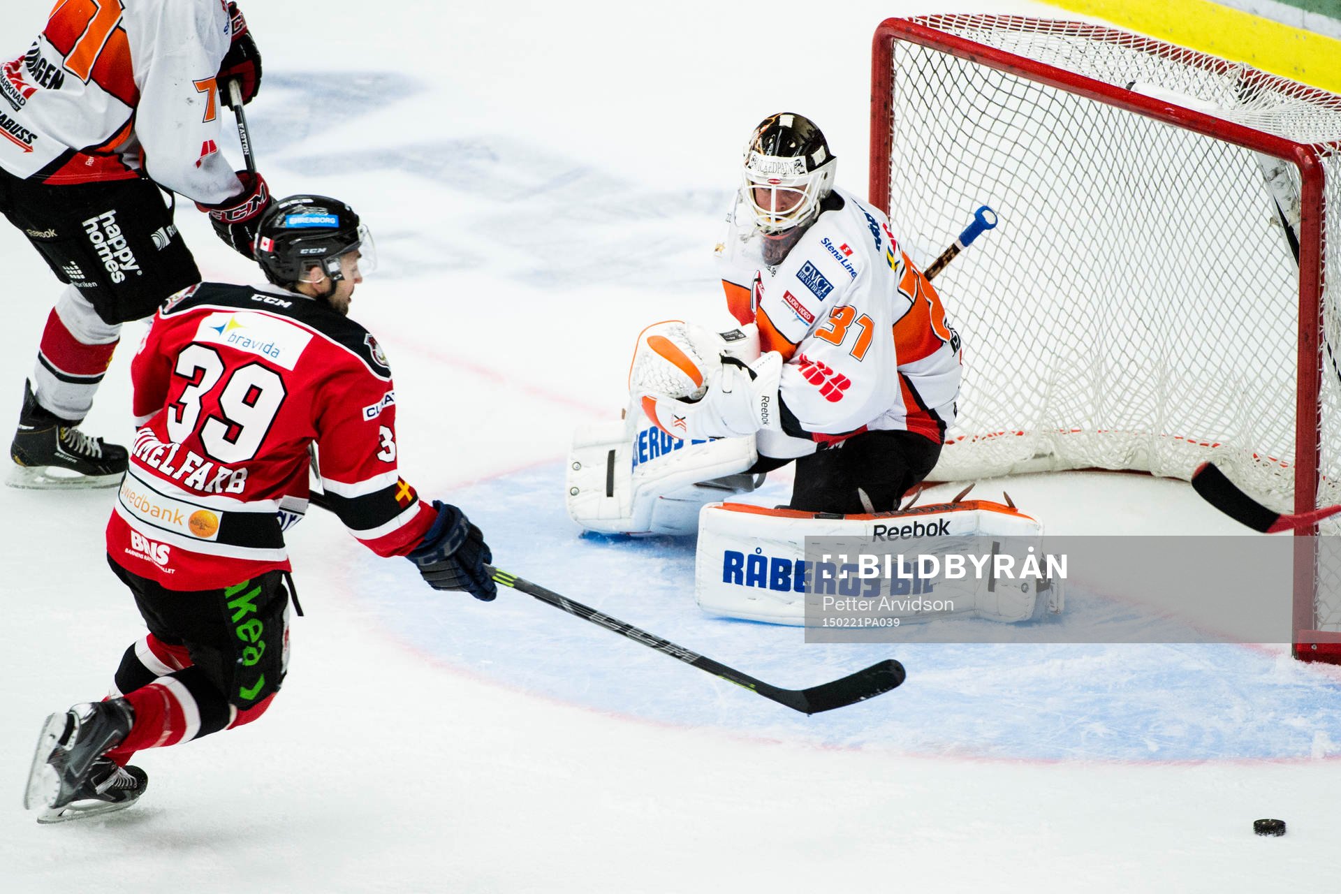 Öppet mål för en sekund men Malmö Redhawks Eric