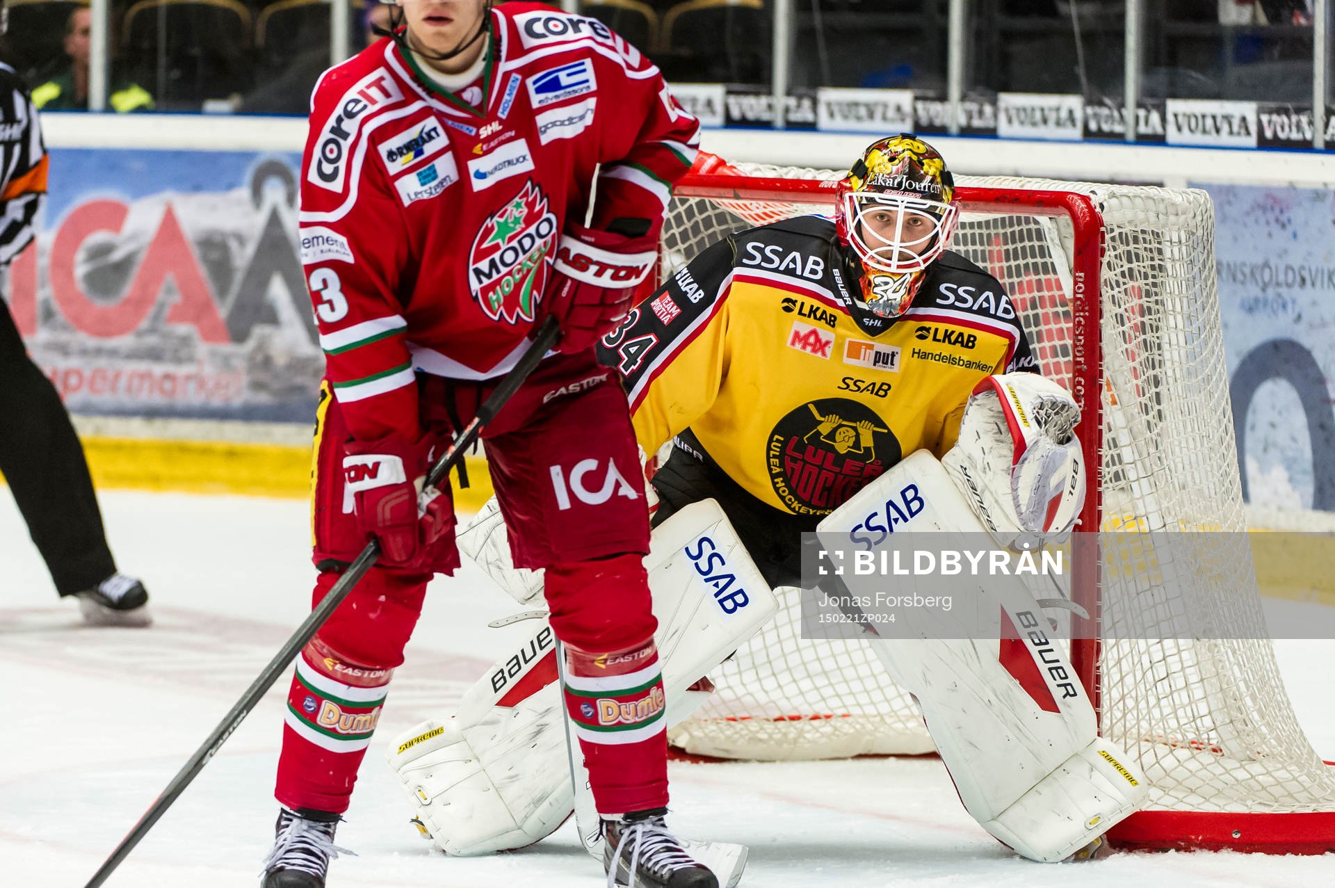 Luleås målvakt Joel Lassinantti och Modos Joonas