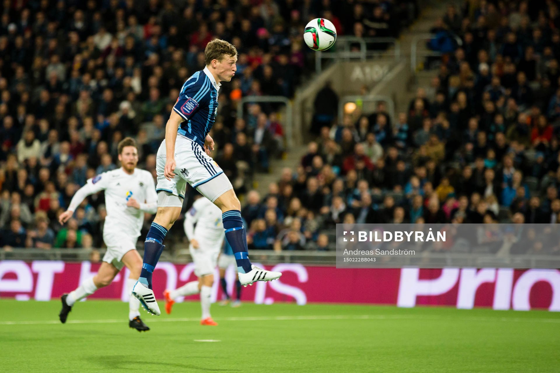 Djurgårdens Emil Bergström med en nick på mål