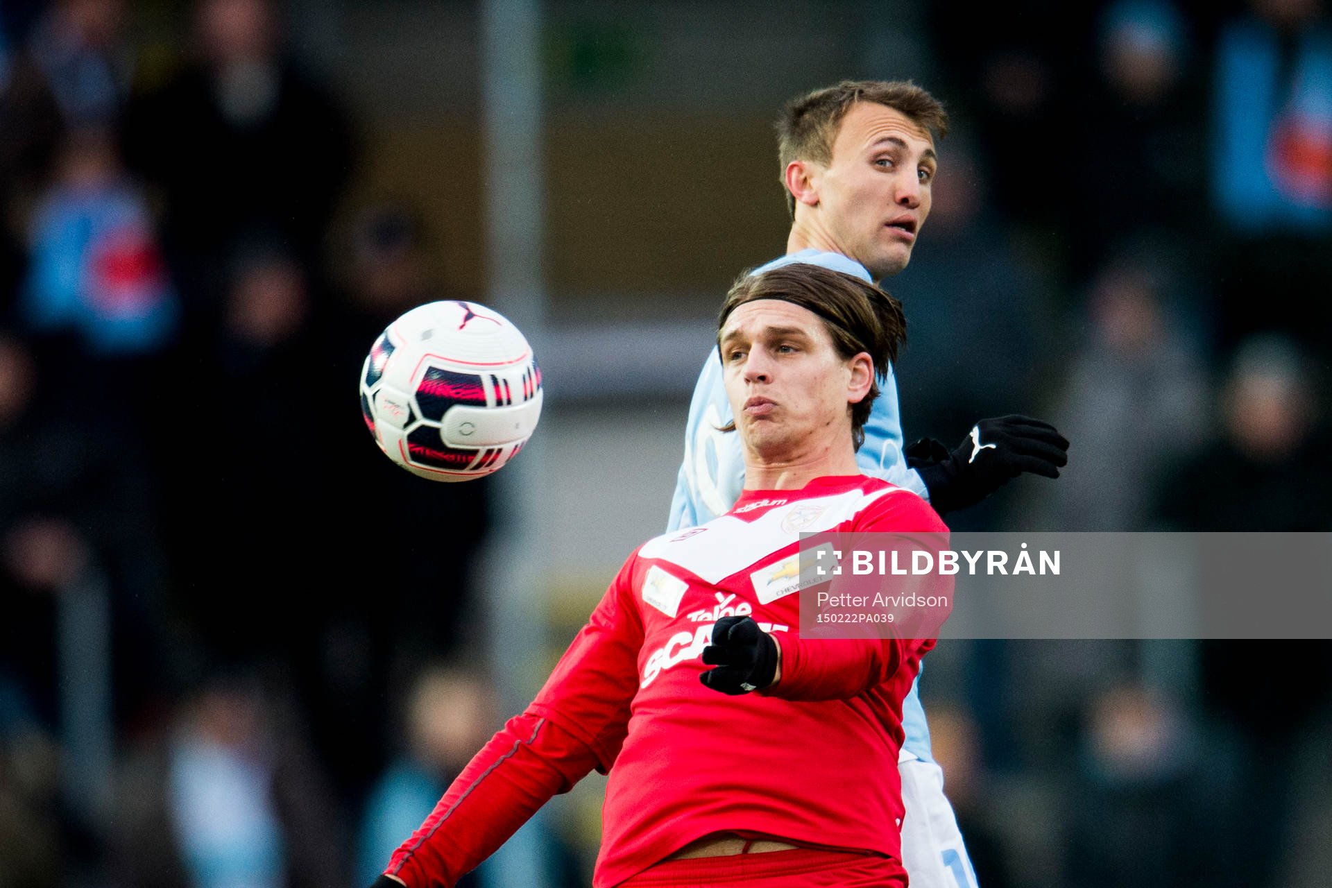 Assyriskas Fredrik Holster och Malmö FFs Magnus Wolff