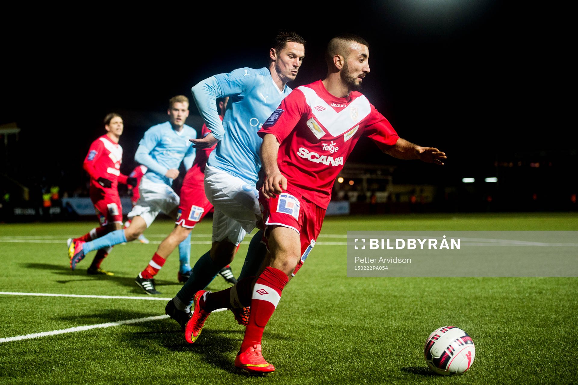 Malmö FFs Markus Rosenberg och Assyriskas George Makdessi