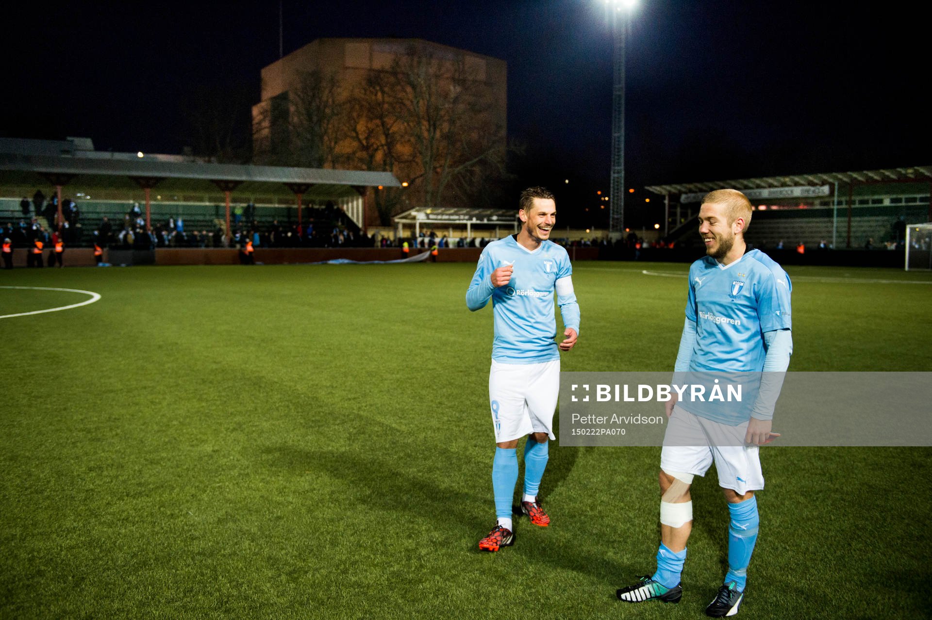 Malmö FFs Markus Rosenberg och Anton Tinnerholm skrattar