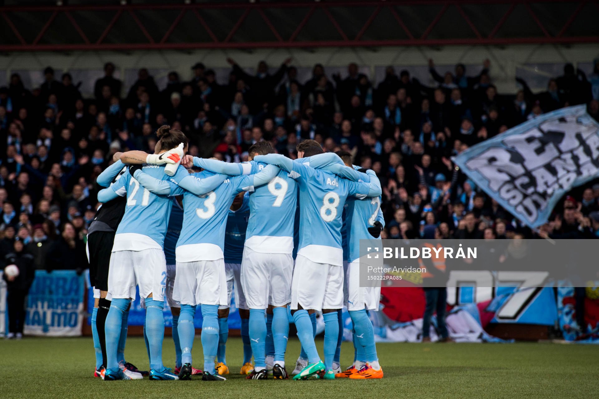 Malmö FFs spelare laddar