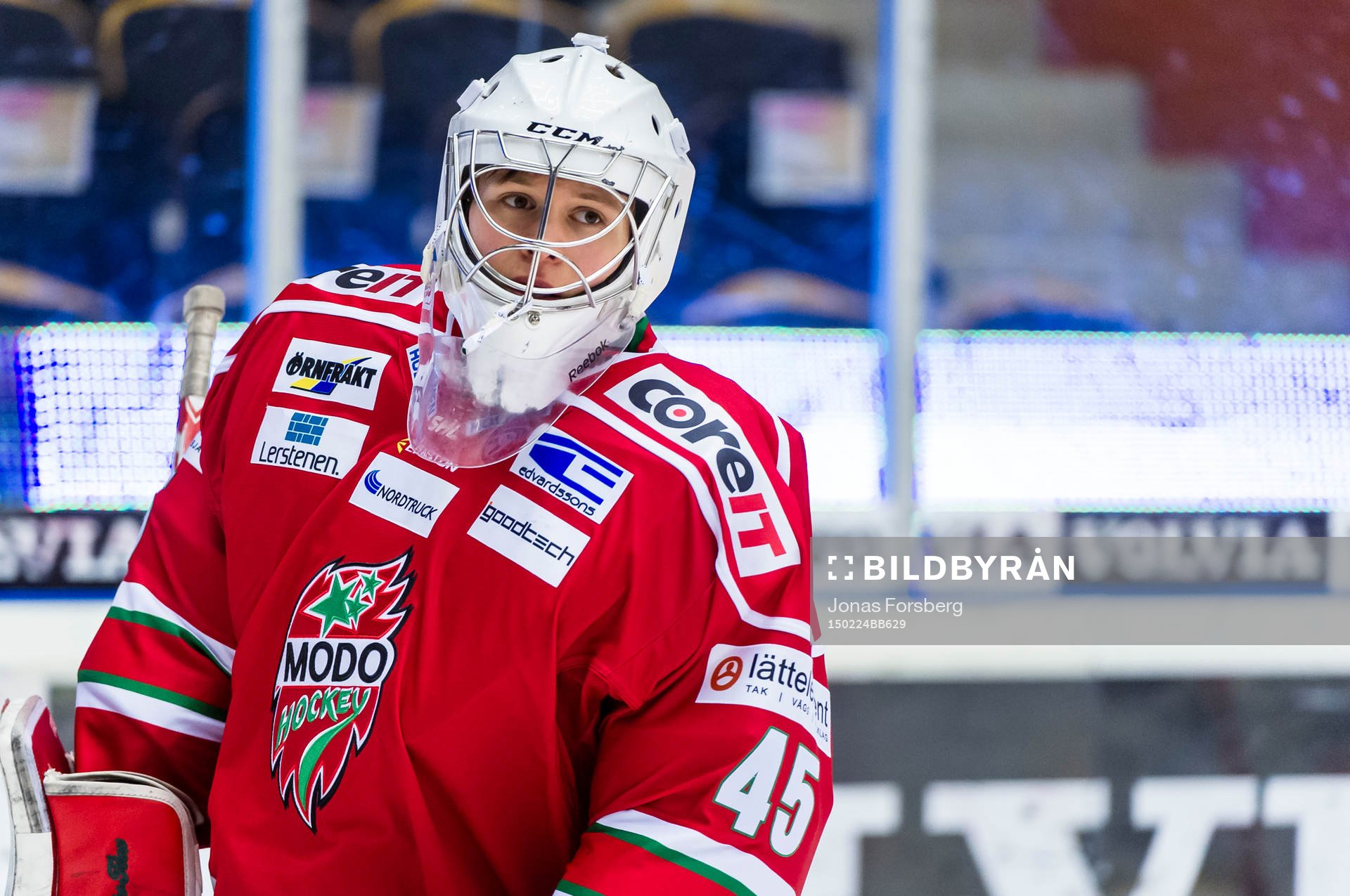 Modos målvakt Markus Olsson är ombytt ikväll då