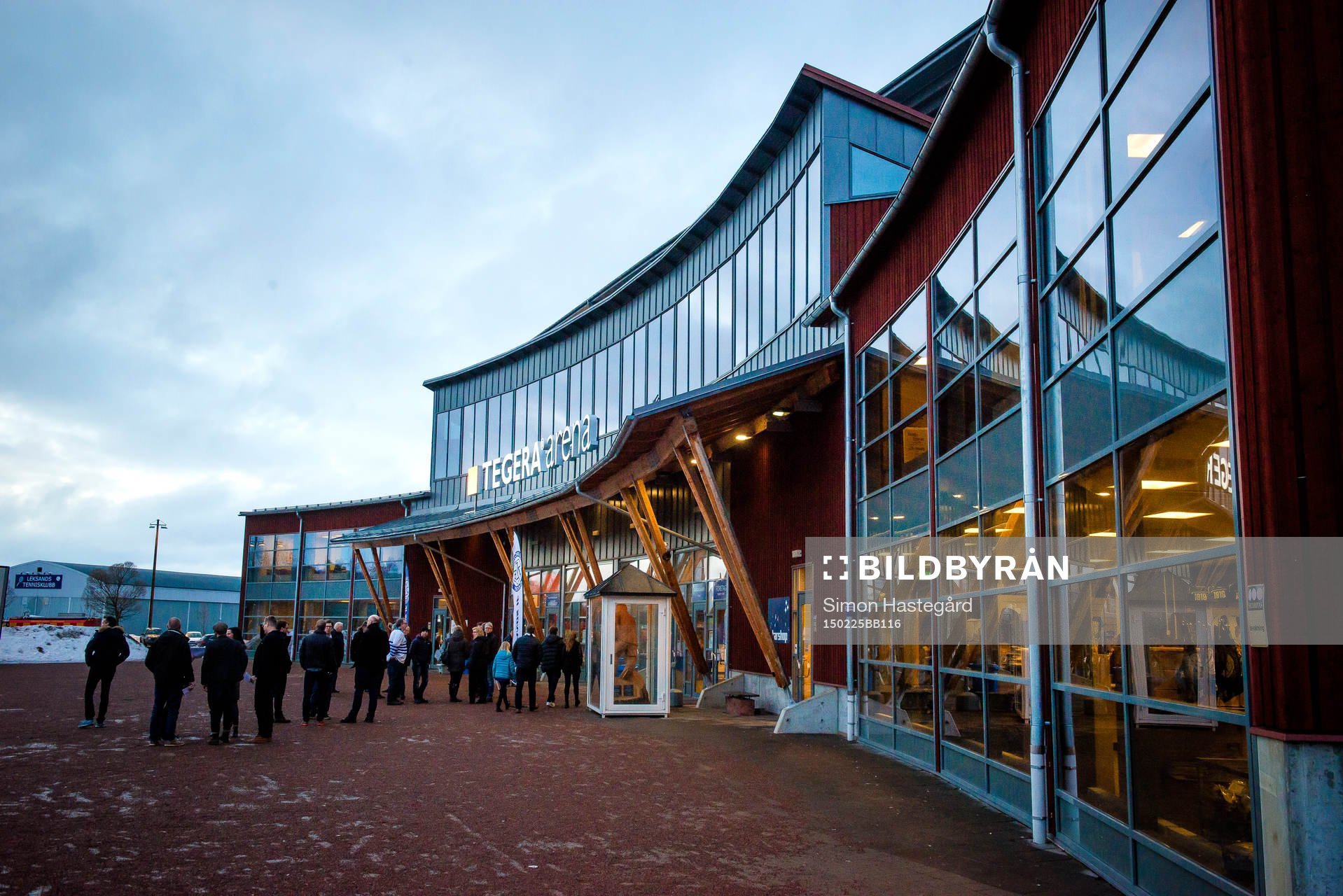 Exteriör på Tegera Arena före ishockeymatchen i SHL