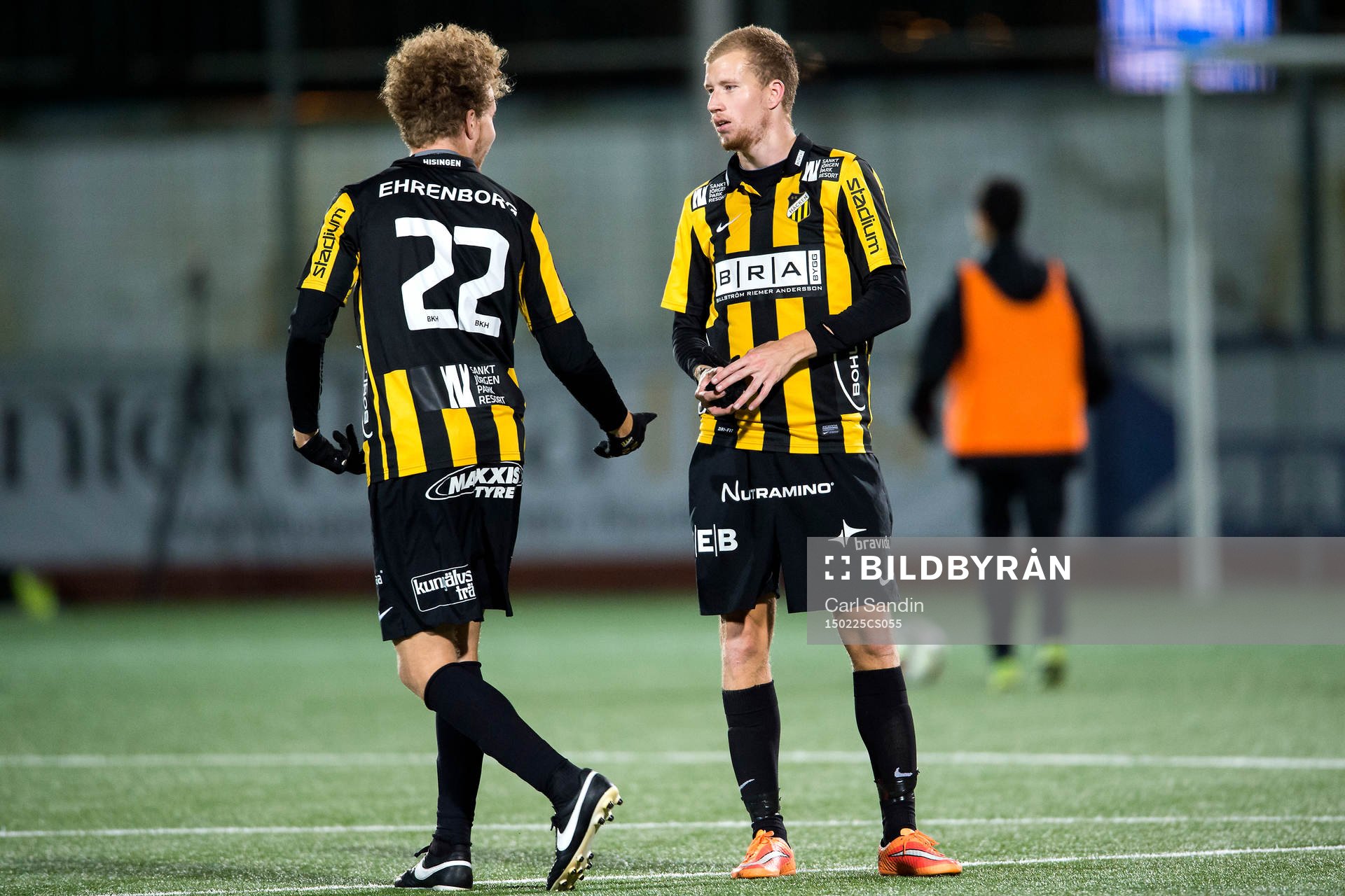 Häckens Samuel Gustafson och Simon Gustafson pratar