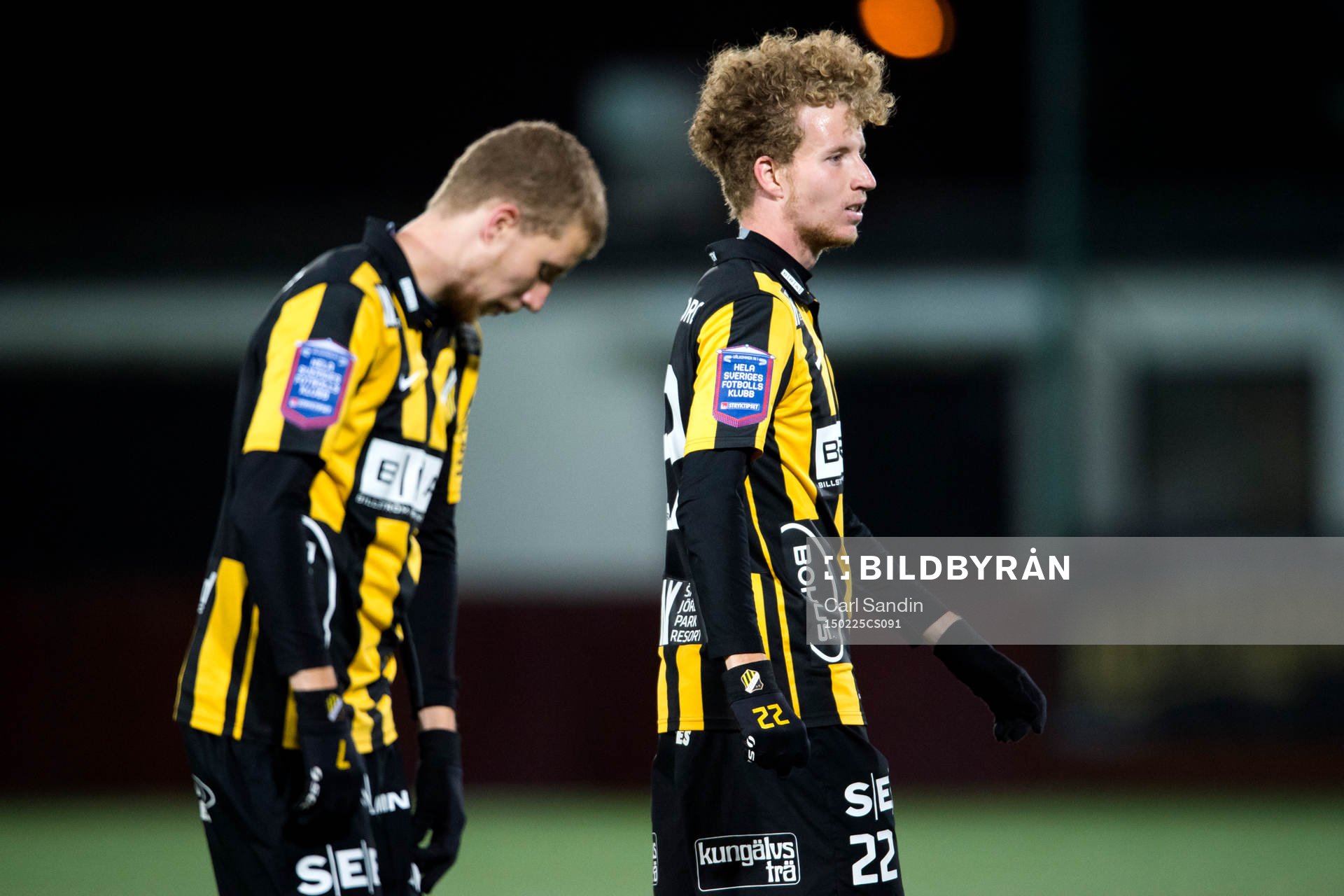 Häckens Simon Gustafson och Samuel Gustafson under en fotbollsmatch i Svenska Cupen mellan Häcken och Öster den 25 februari 2015 i Göteborg.