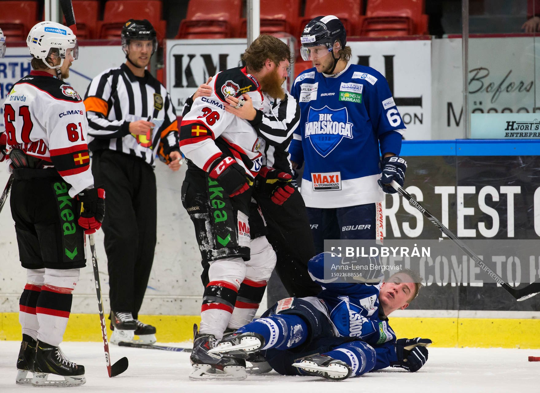Malmö Redhawks David Liffiton i slagsmål med Karlskogas