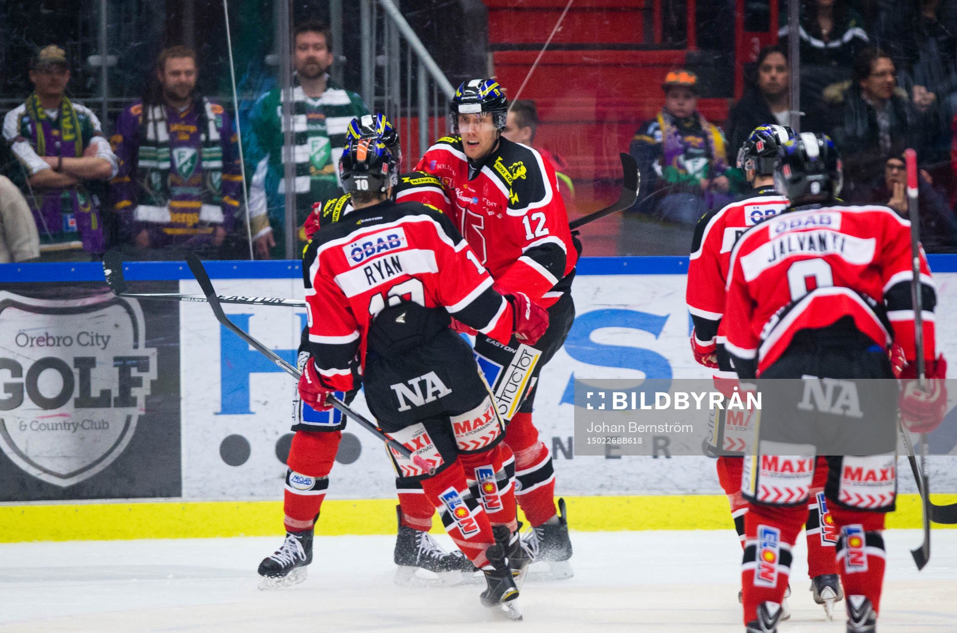 Örebros Marko Anttila gör 2-0 och jublar med Martin