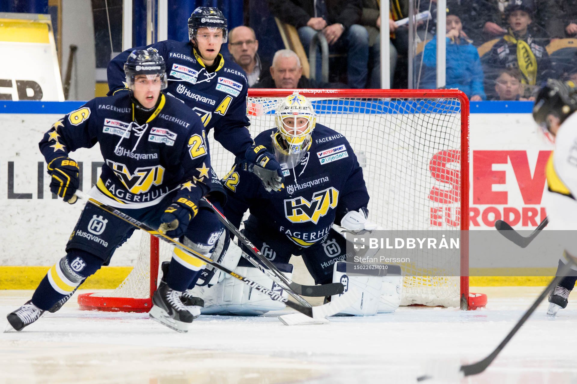 s Riley Holzapfel, Calle Ridderwall och målvakt Gustaf