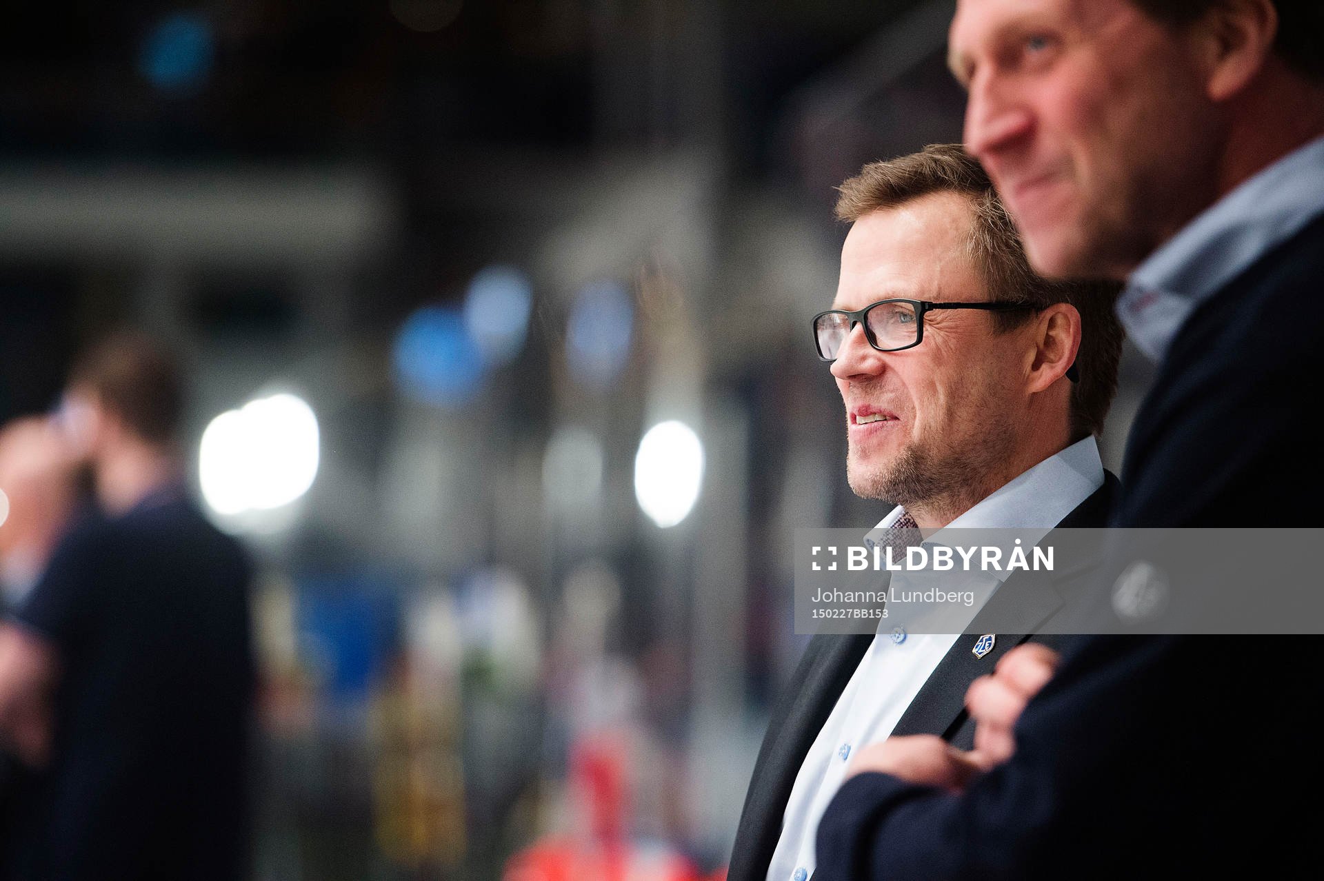 Leksands tränare Sjur Robert Nilsen tittar på