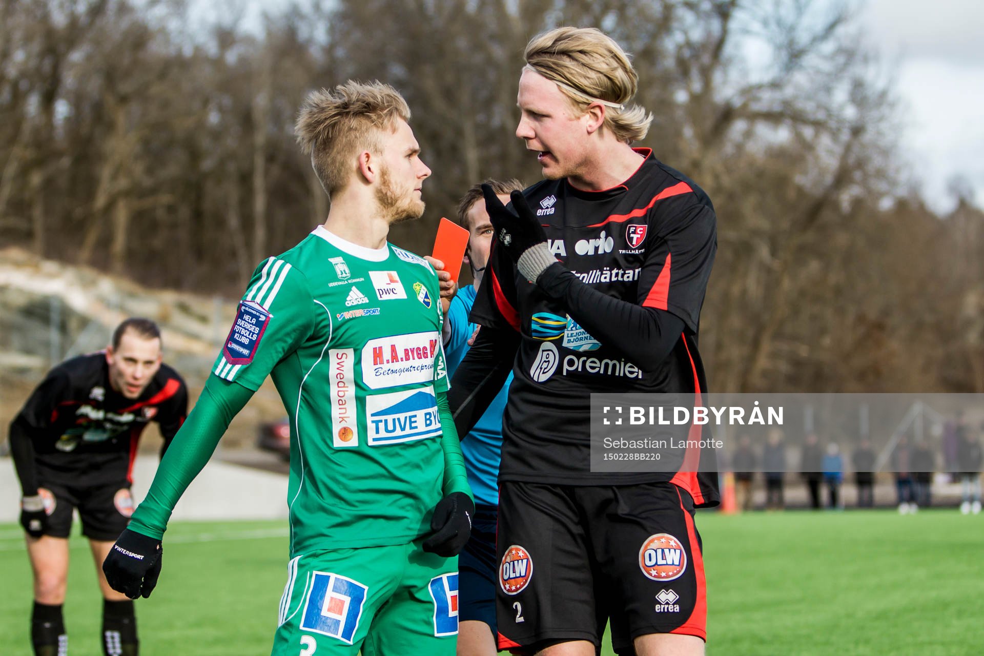 Ljungskiles Niclas Andersén tjafsar med Trollhättans
