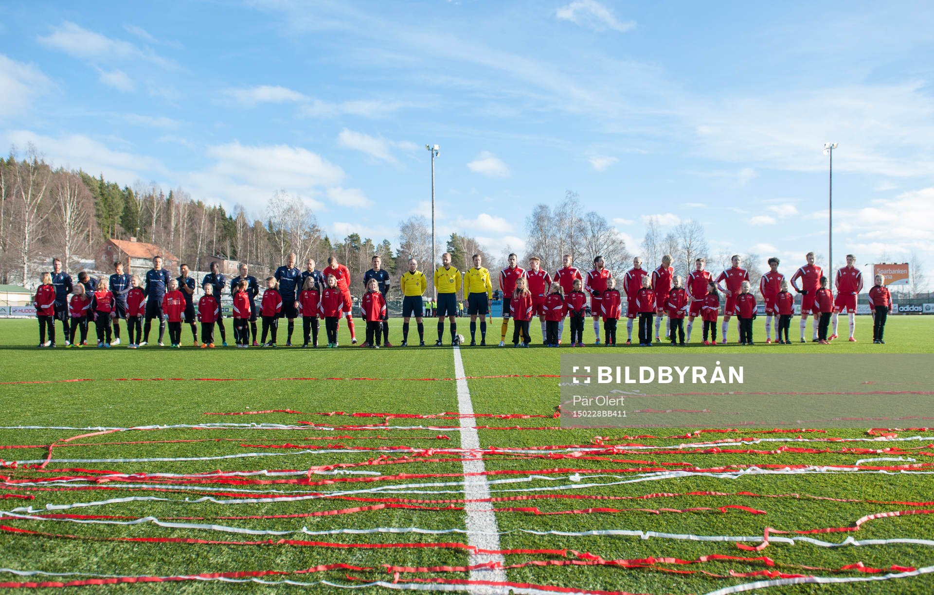 lineup innan fotbollsmatchen i Svenska cupen mellan