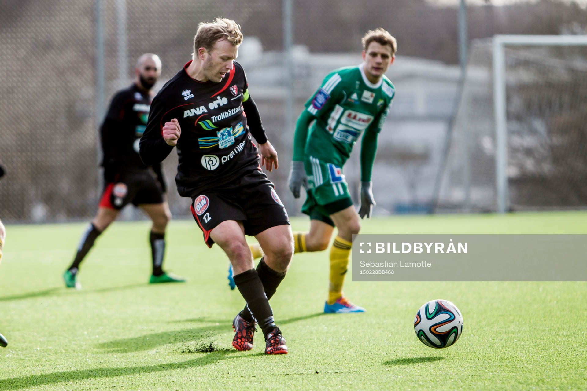 Trollhättans David Bennhage under fotbollsmatchen i Svenska cupen mellan Ljungskile SK och FC Trollhättan den 28 februari 2015 i Vänersborg.