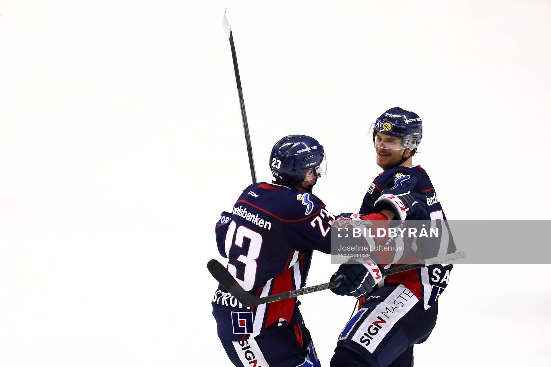 Linköpings Johannes Salmonsson och Carl Dahlström jublar