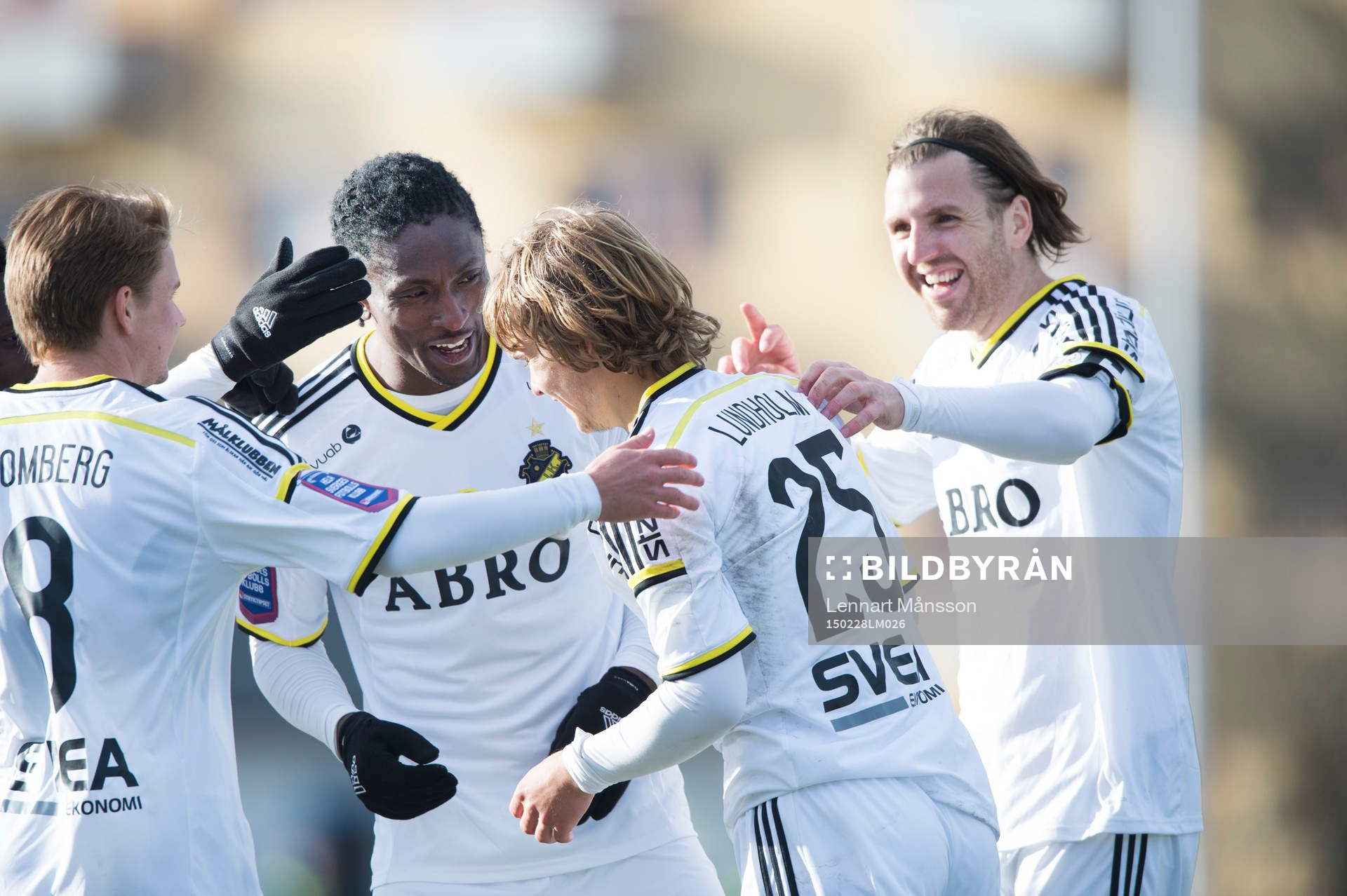 AIK:s Sam Lundholm har gjort 0-2 och grattas i matchen i Svenska cupen mellan Kristianstad och AIK i Kristianstad 28 februari 2015.