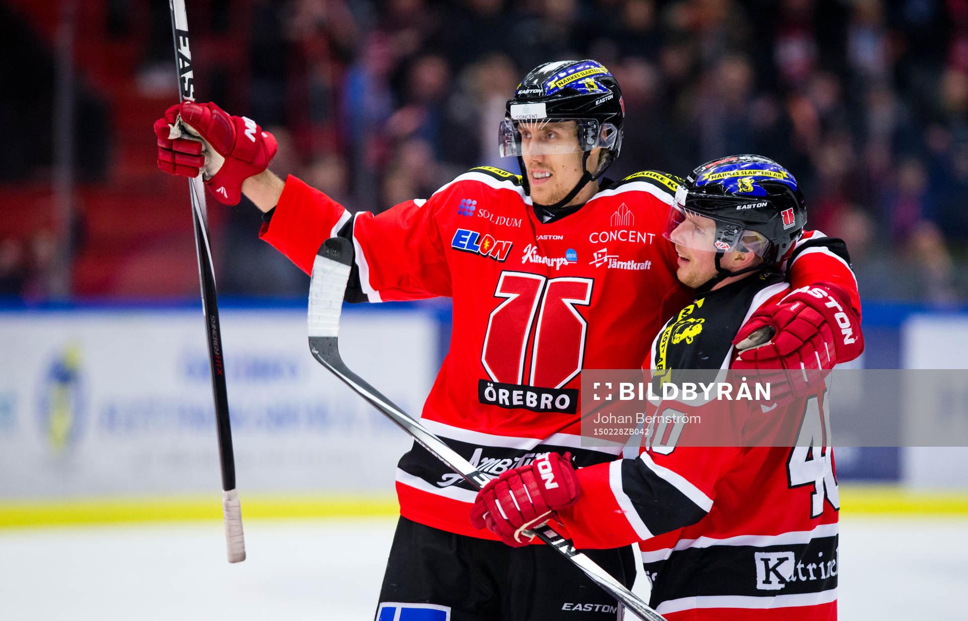 Örebros Marko Anttila gör 4-0 och jublar med Anders